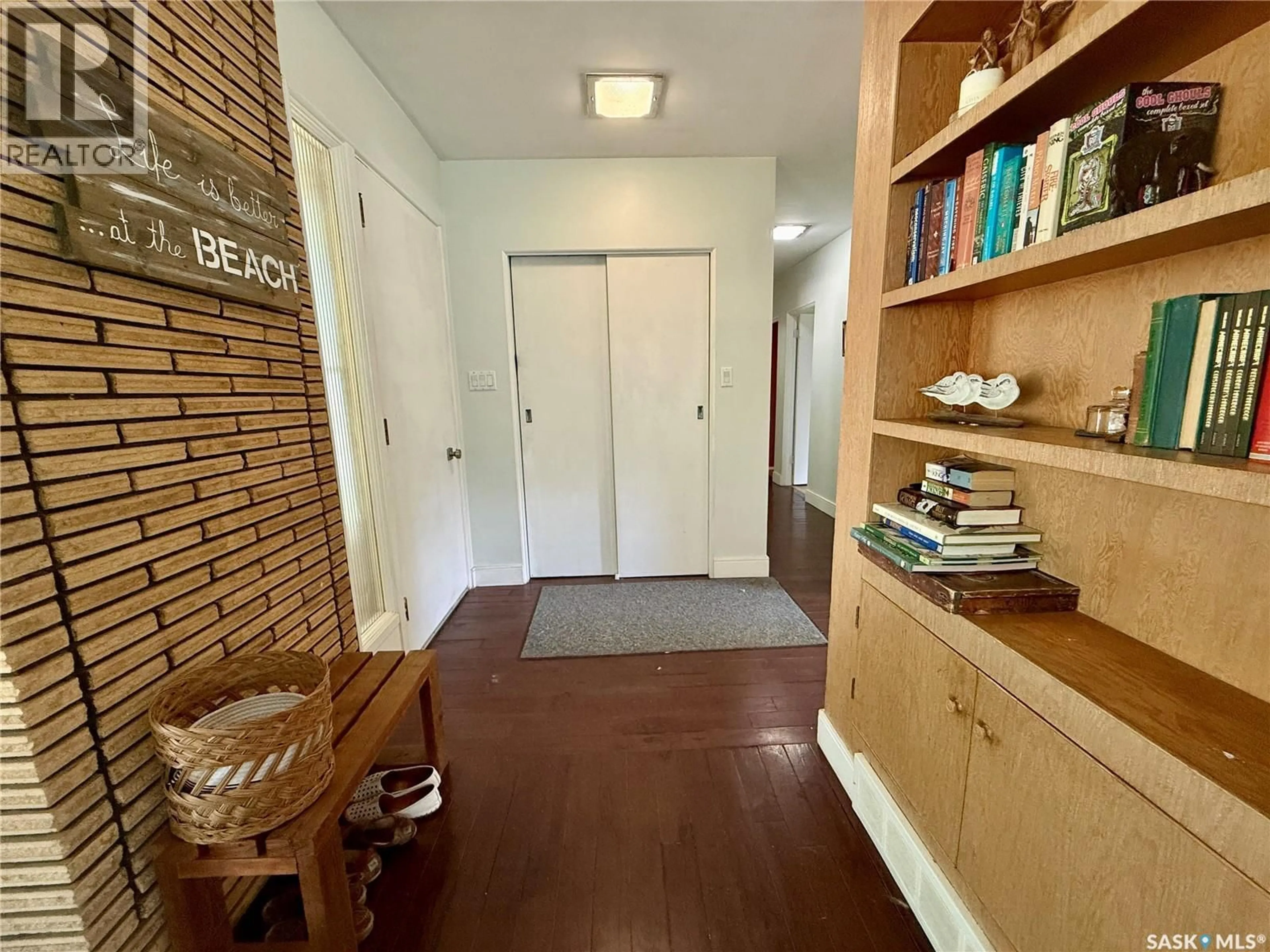 Indoor entryway for 1502 97TH STREET, North Battleford Saskatchewan S9A0K4