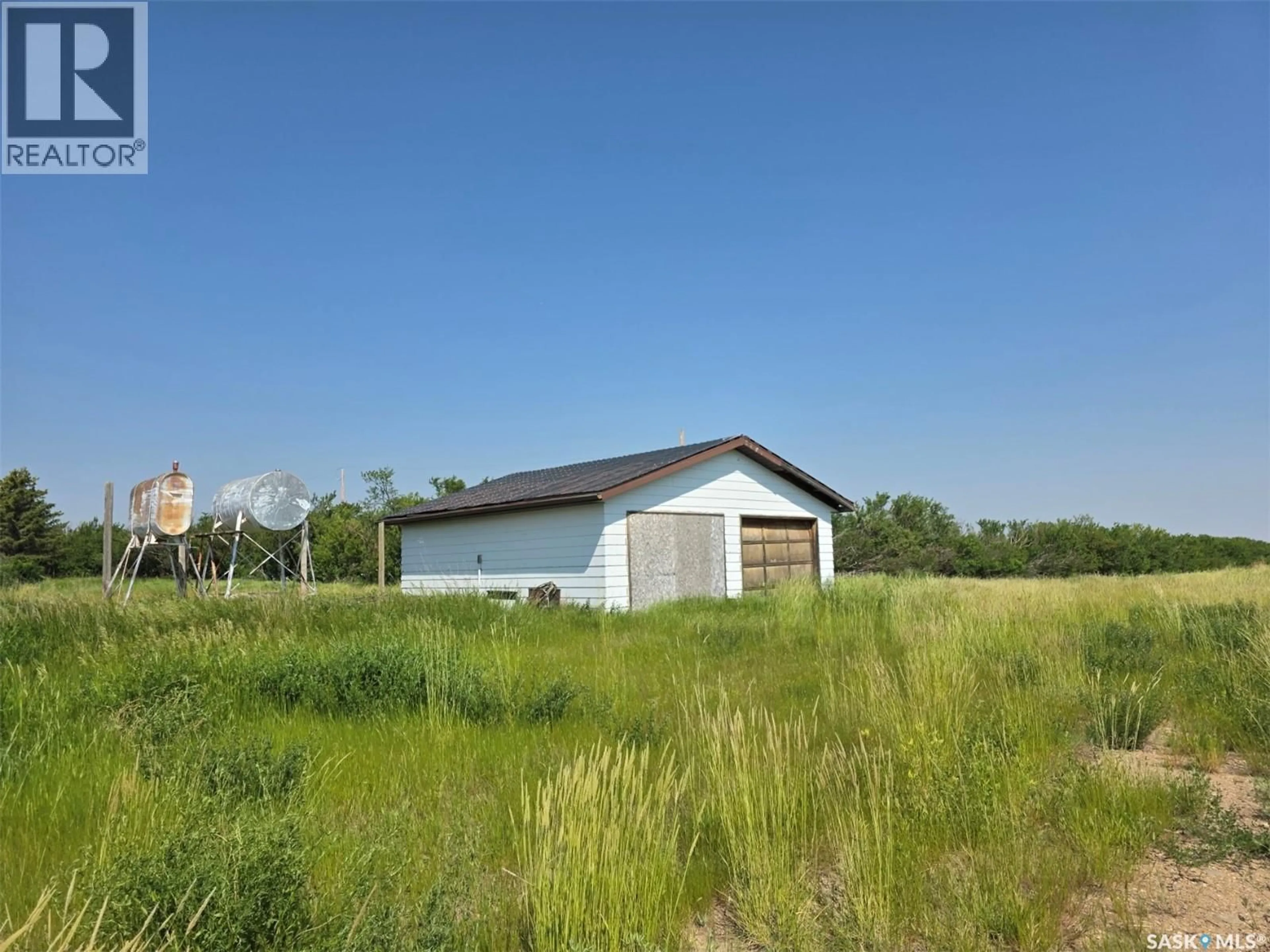 Shed for LITTLE SIX ACREAGE, Auvergne Rm No. 76 Saskatchewan S0N1Z0