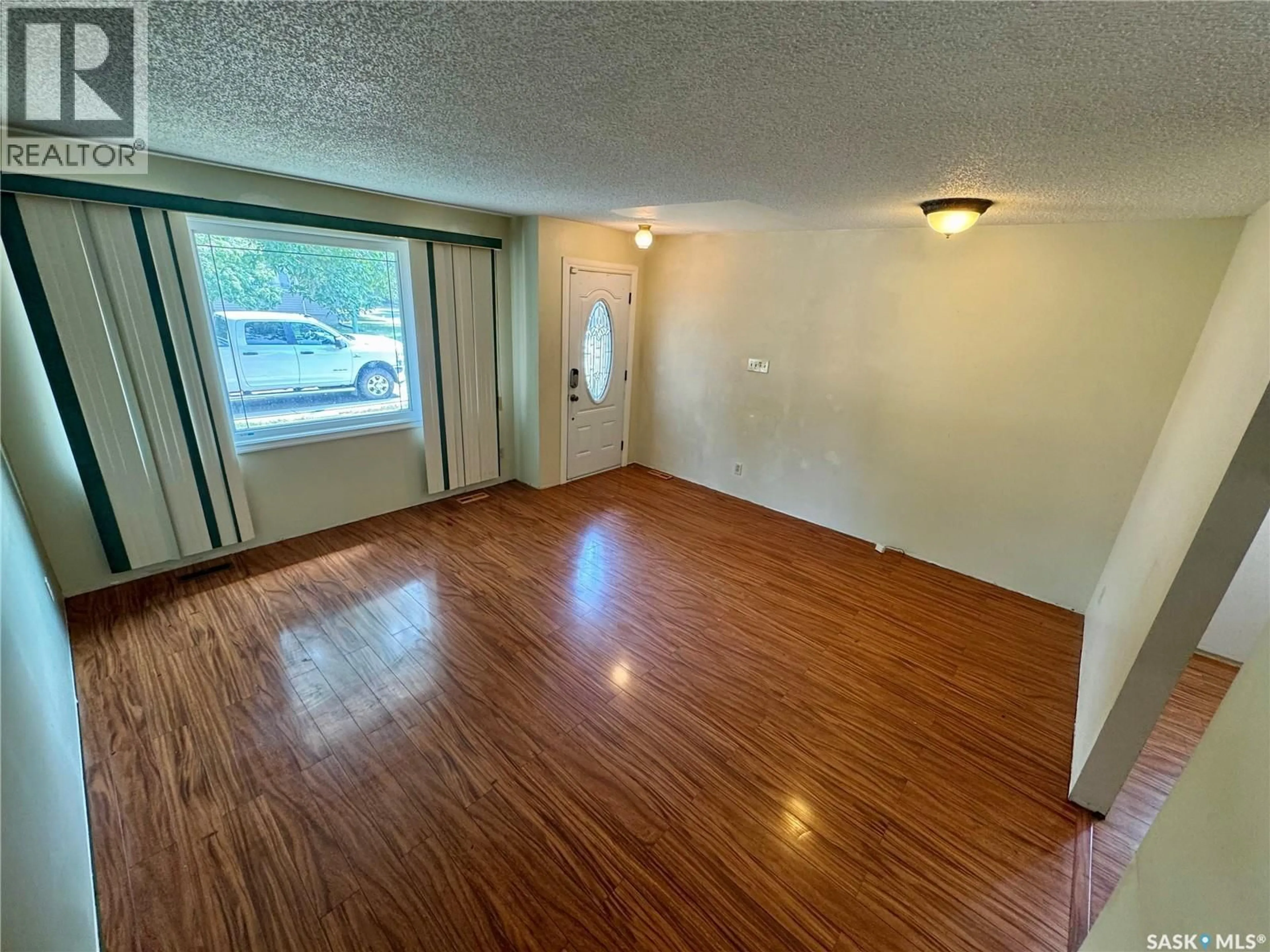 A pic of a room for 7303 BLAKENEY DRIVE, Regina Saskatchewan S4X2N6