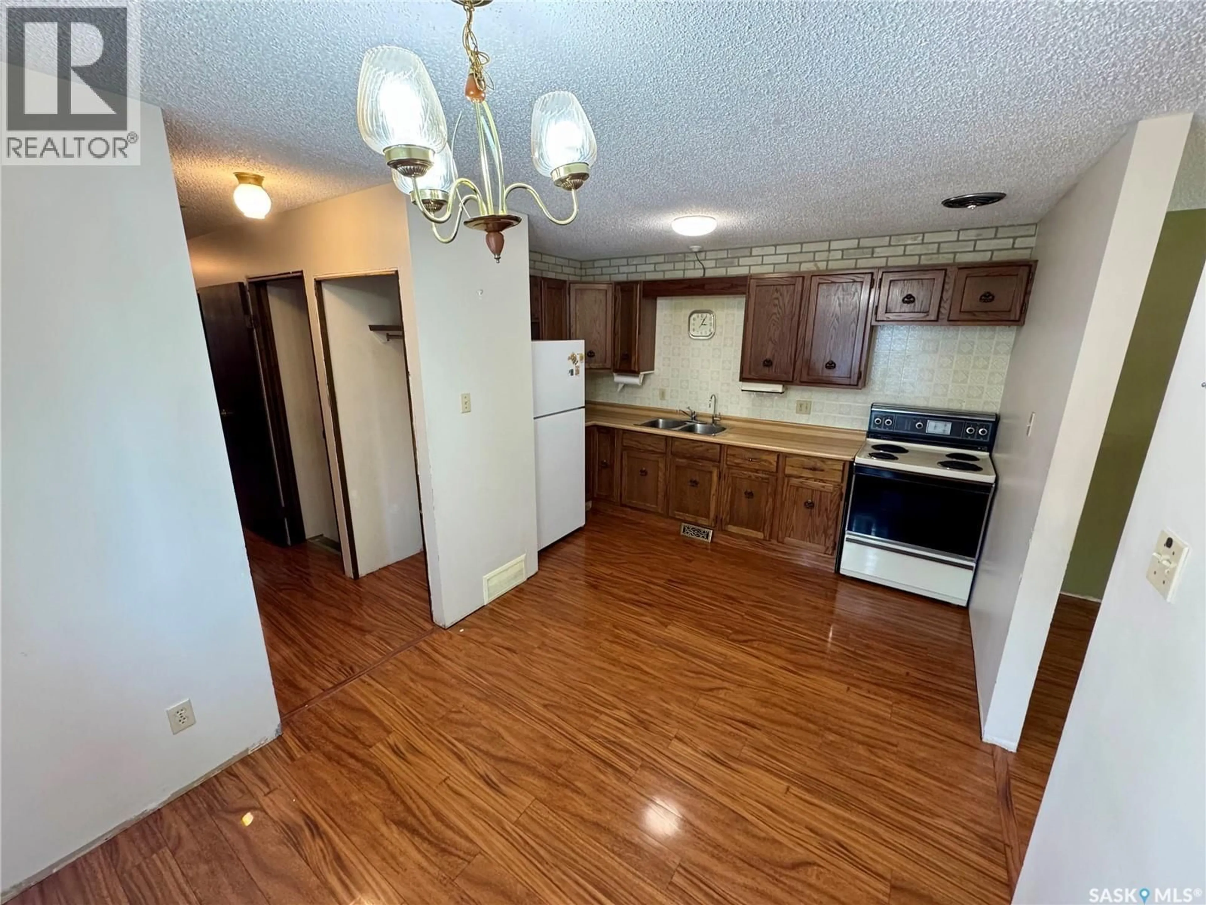A pic of a room for 7303 BLAKENEY DRIVE, Regina Saskatchewan S4X2N6