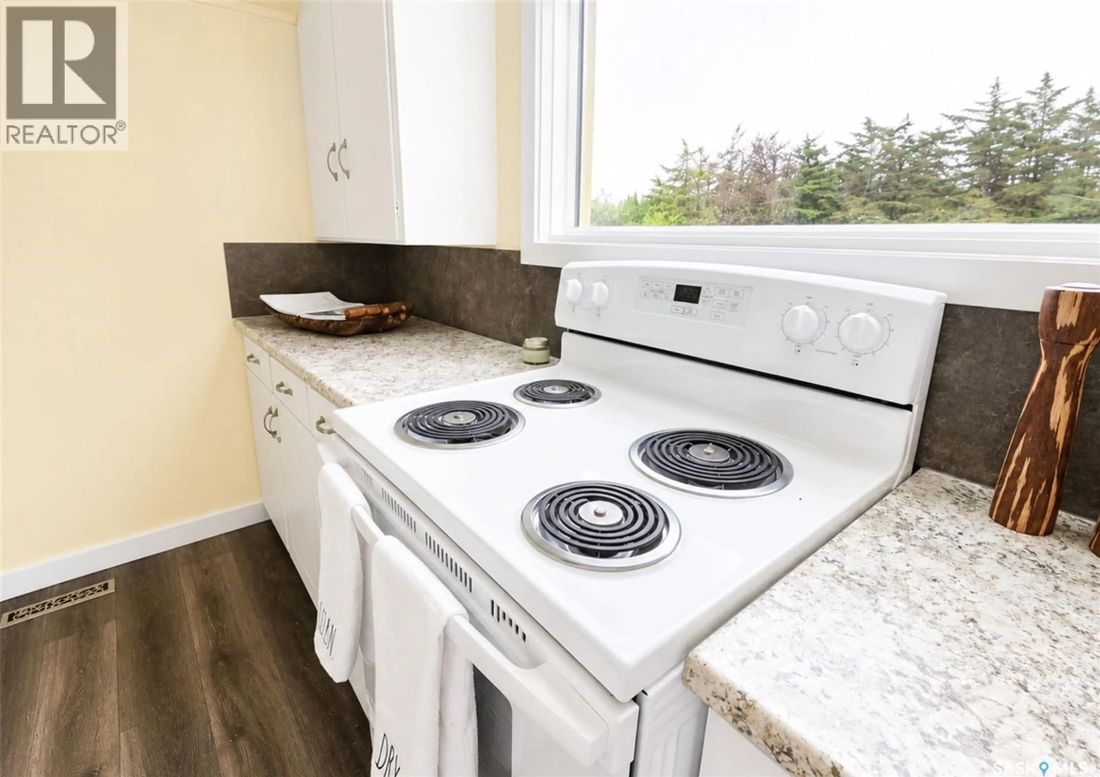 Standard kitchen, unknown for 108 THIRD AVENUE, Pierceland Saskatchewan S0M2K0