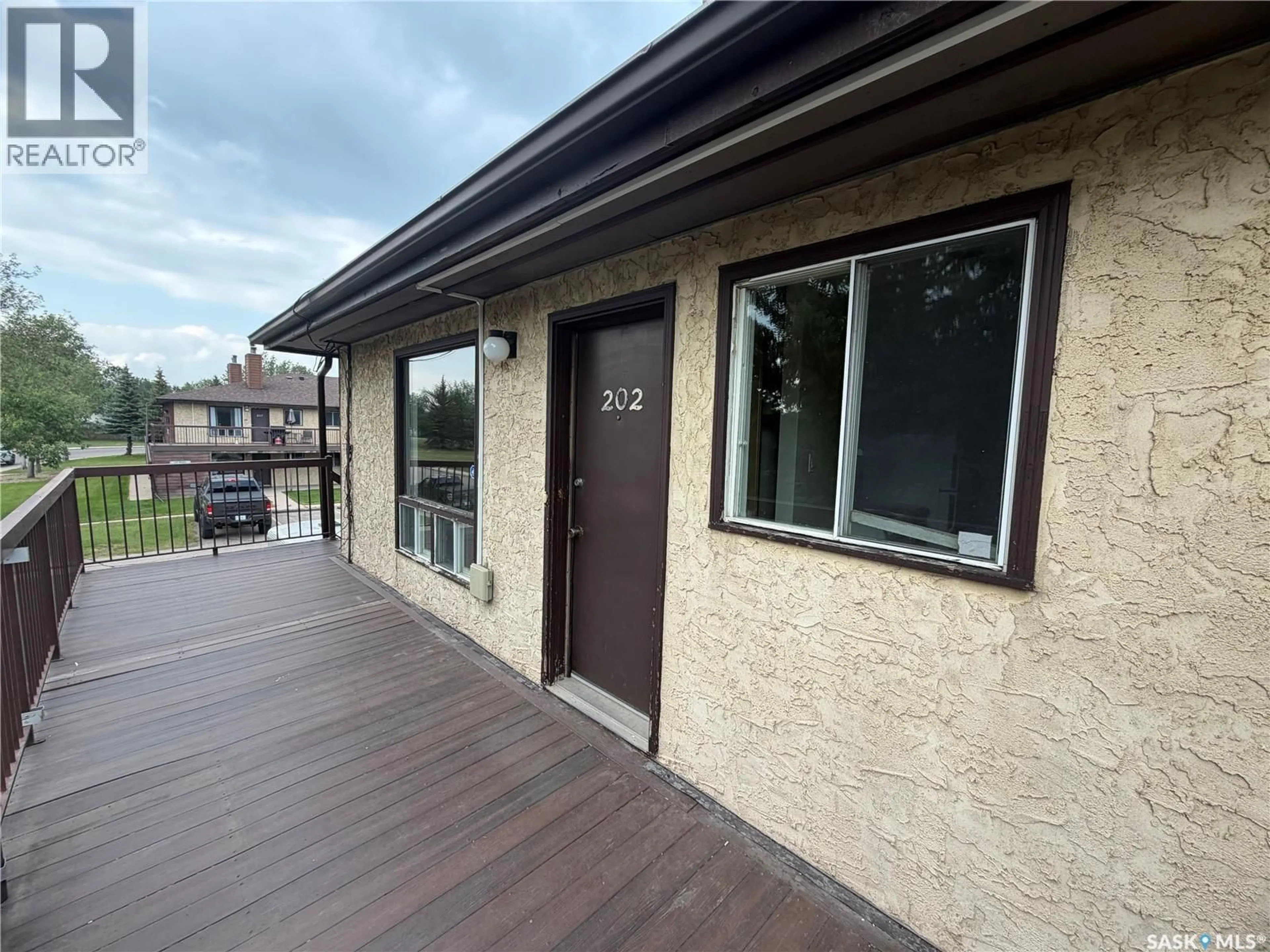 Unknown for 202 ALPORT CRESCENT, Regina Saskatchewan S4R8C6