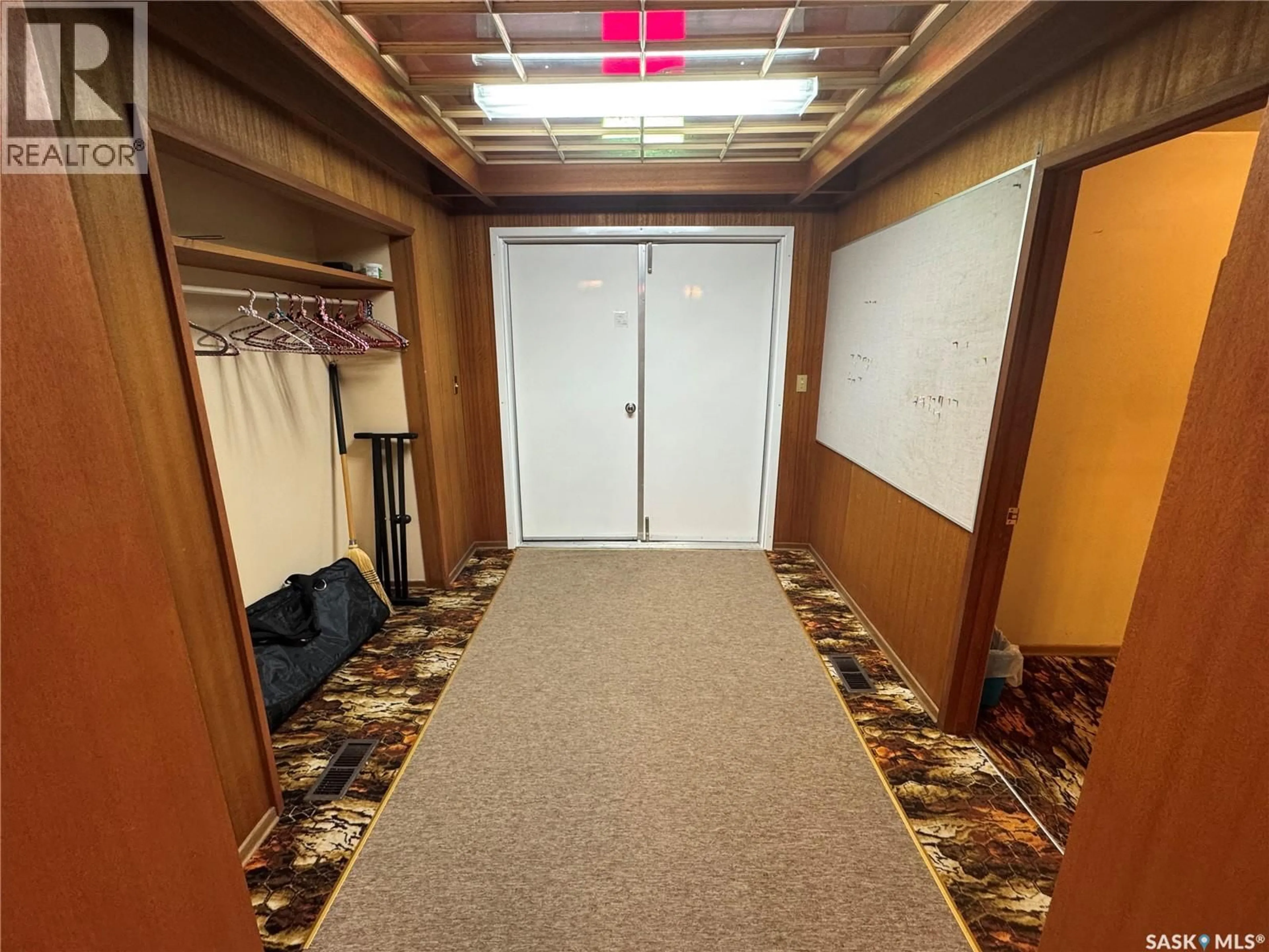Indoor foyer for 300 QUEEN STREET, Raymore Saskatchewan S0A0E1