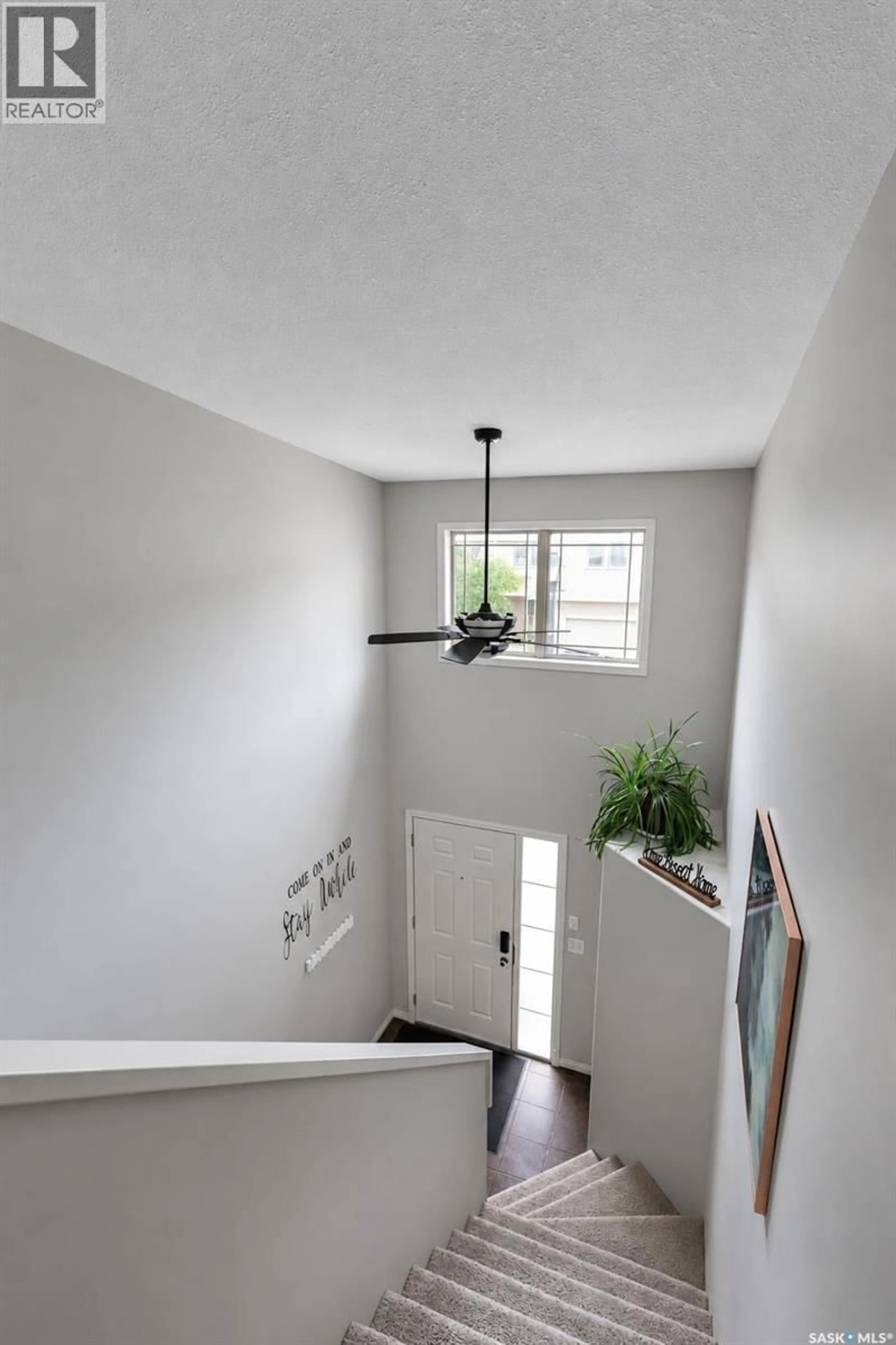 Indoor entryway for 44 1600 MUZZY DRIVE, Prince Albert Saskatchewan S6V0A1