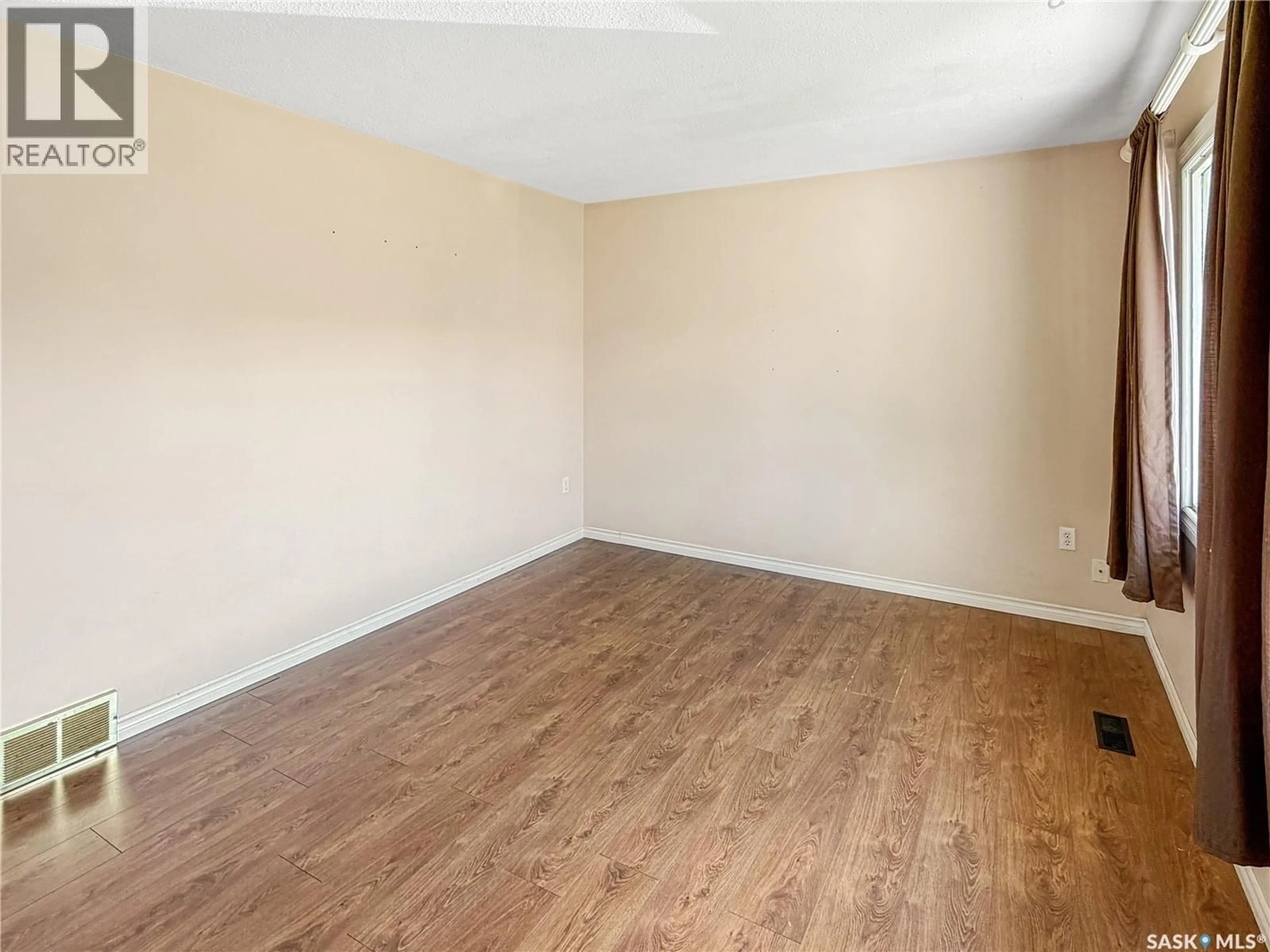 A pic of a room for 1982 13TH STREET, Prince Albert Saskatchewan S6V3K5