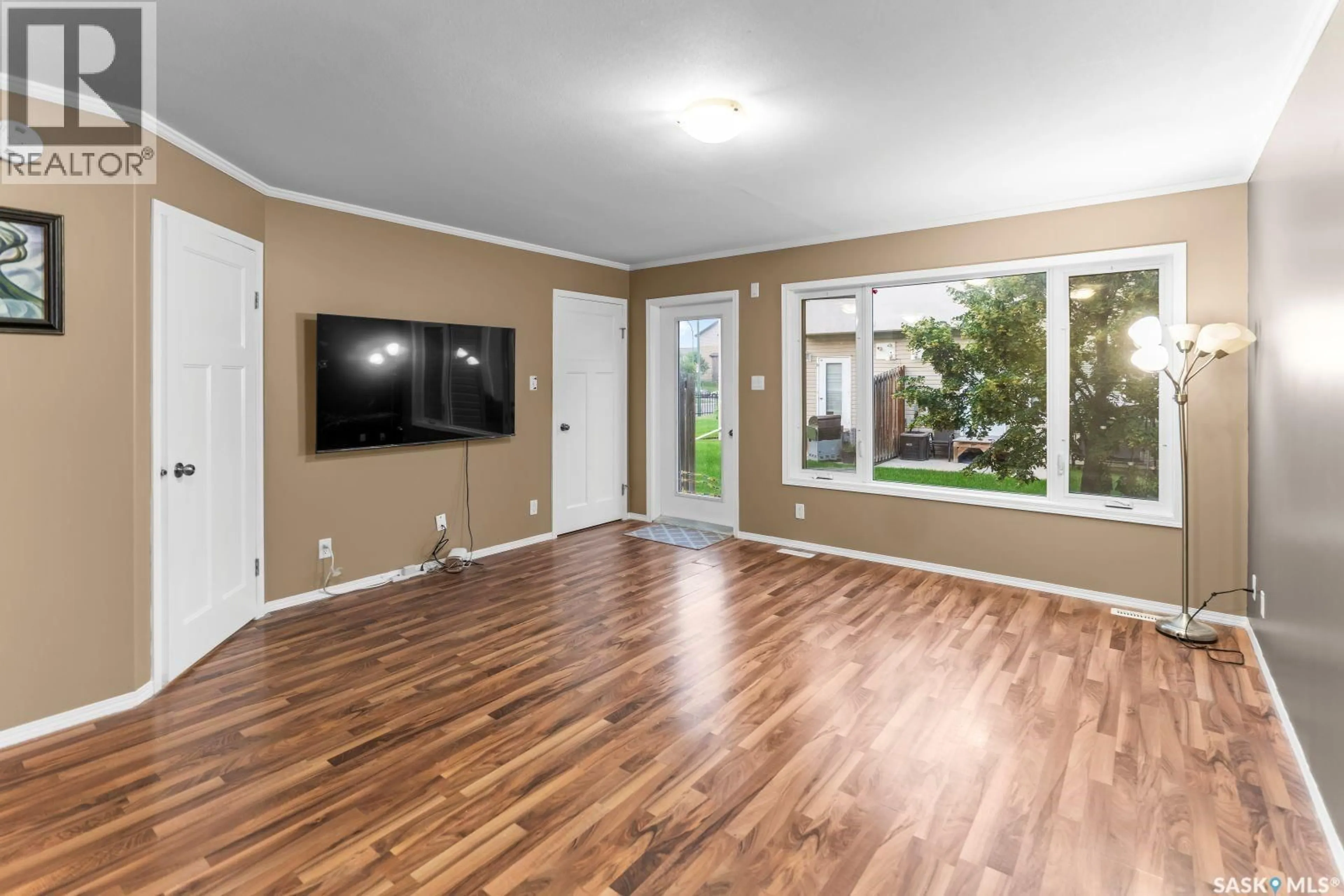 Unknown for 1002 715 HART ROAD, Saskatoon Saskatchewan S7M3Y8
