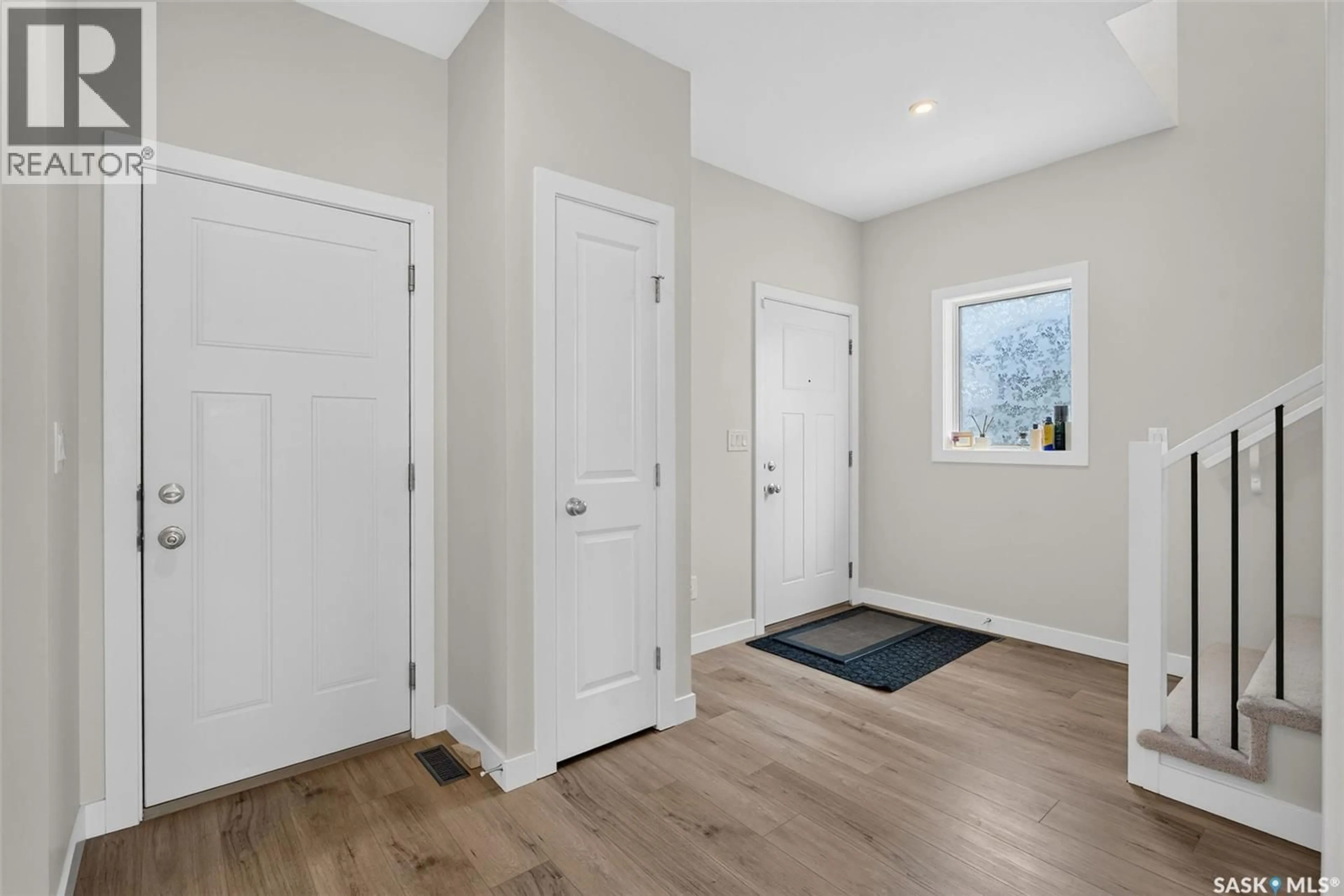 Indoor entryway for 8 ASPEN PLACE, Humboldt Saskatchewan S0K2A0
