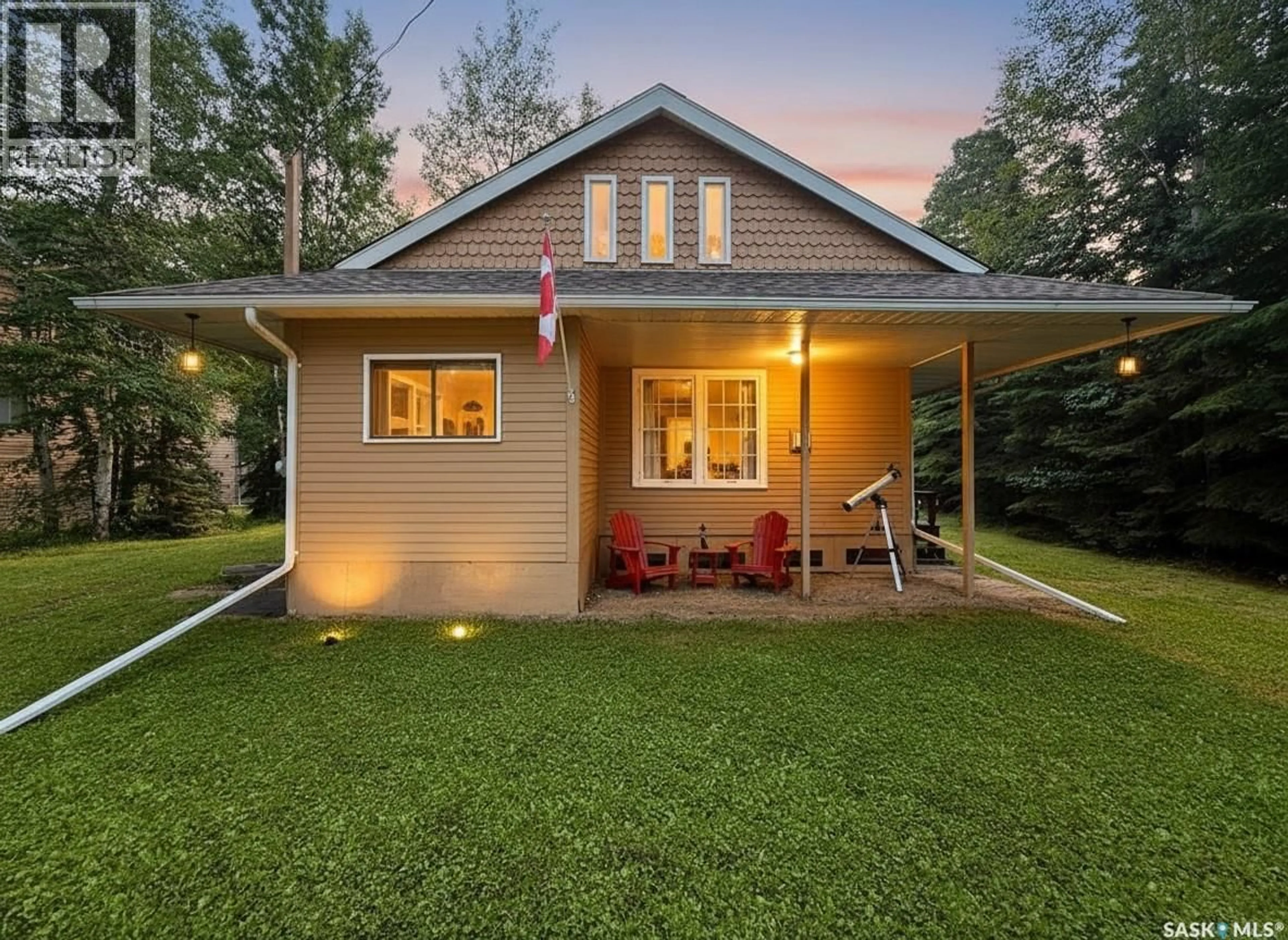 Home with vinyl exterior material, unknown for 16 HAYES DRIVE, Candle Lake Saskatchewan S0J3E0