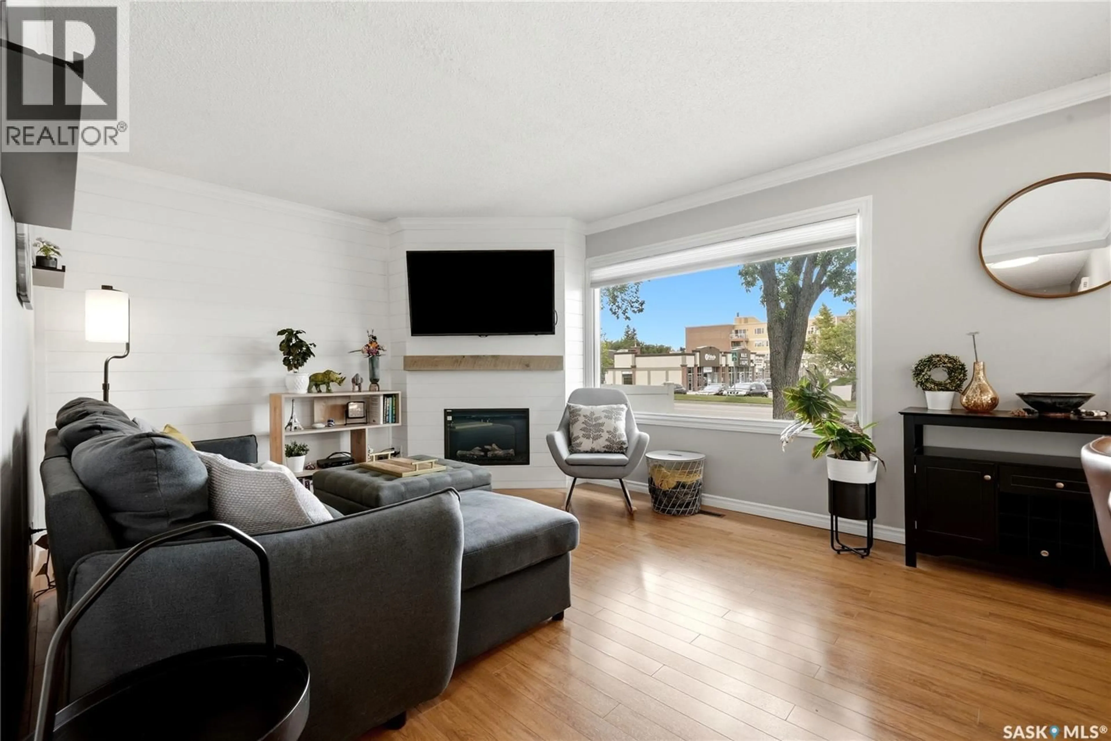 Living room with furniture, unknown for 2802 MONTAGUE STREET, Regina Saskatchewan S4S1Z2