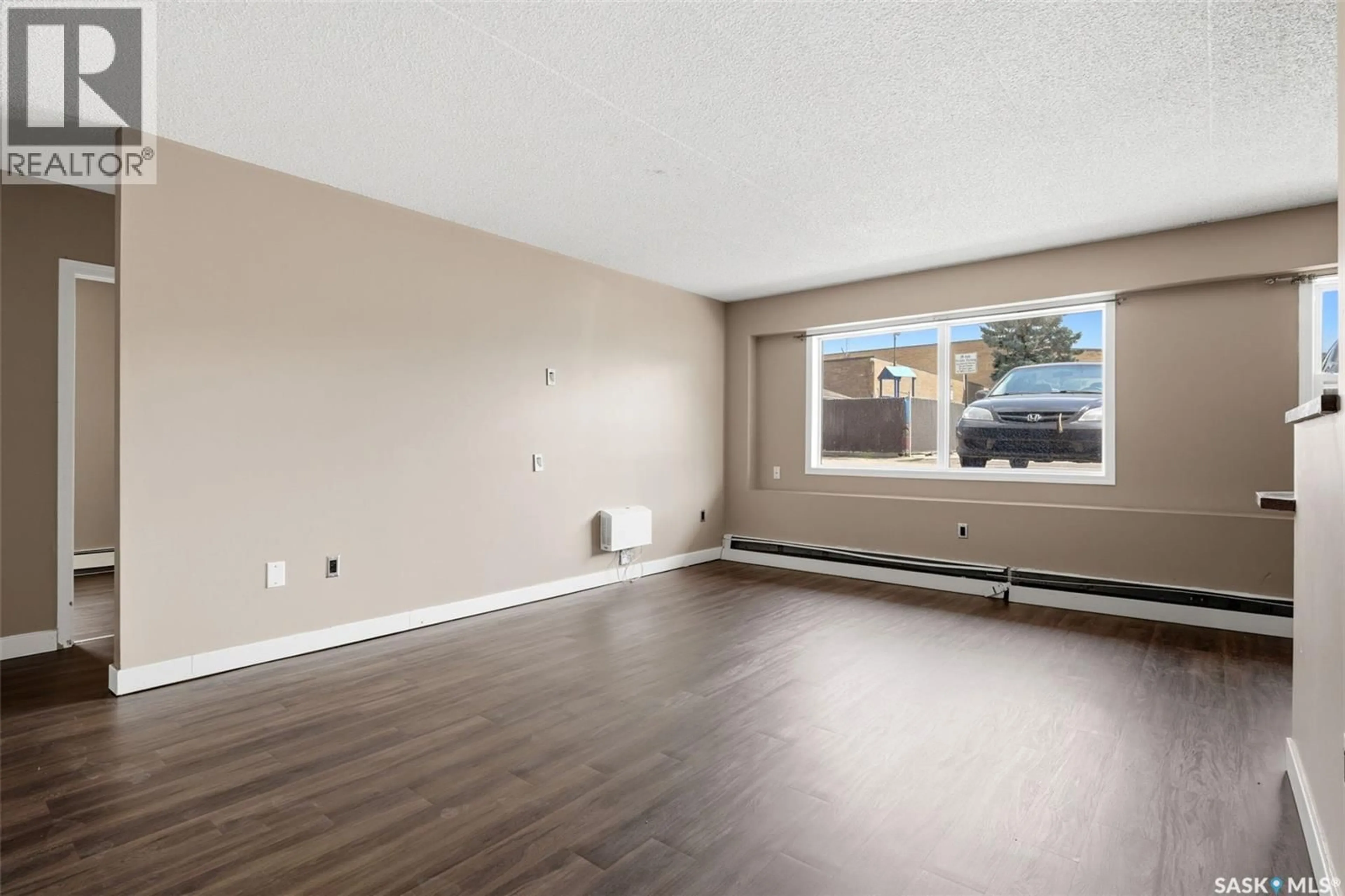 A pic of a room for N - 6 405 LORNE STREET, Regina Saskatchewan S4R3B2