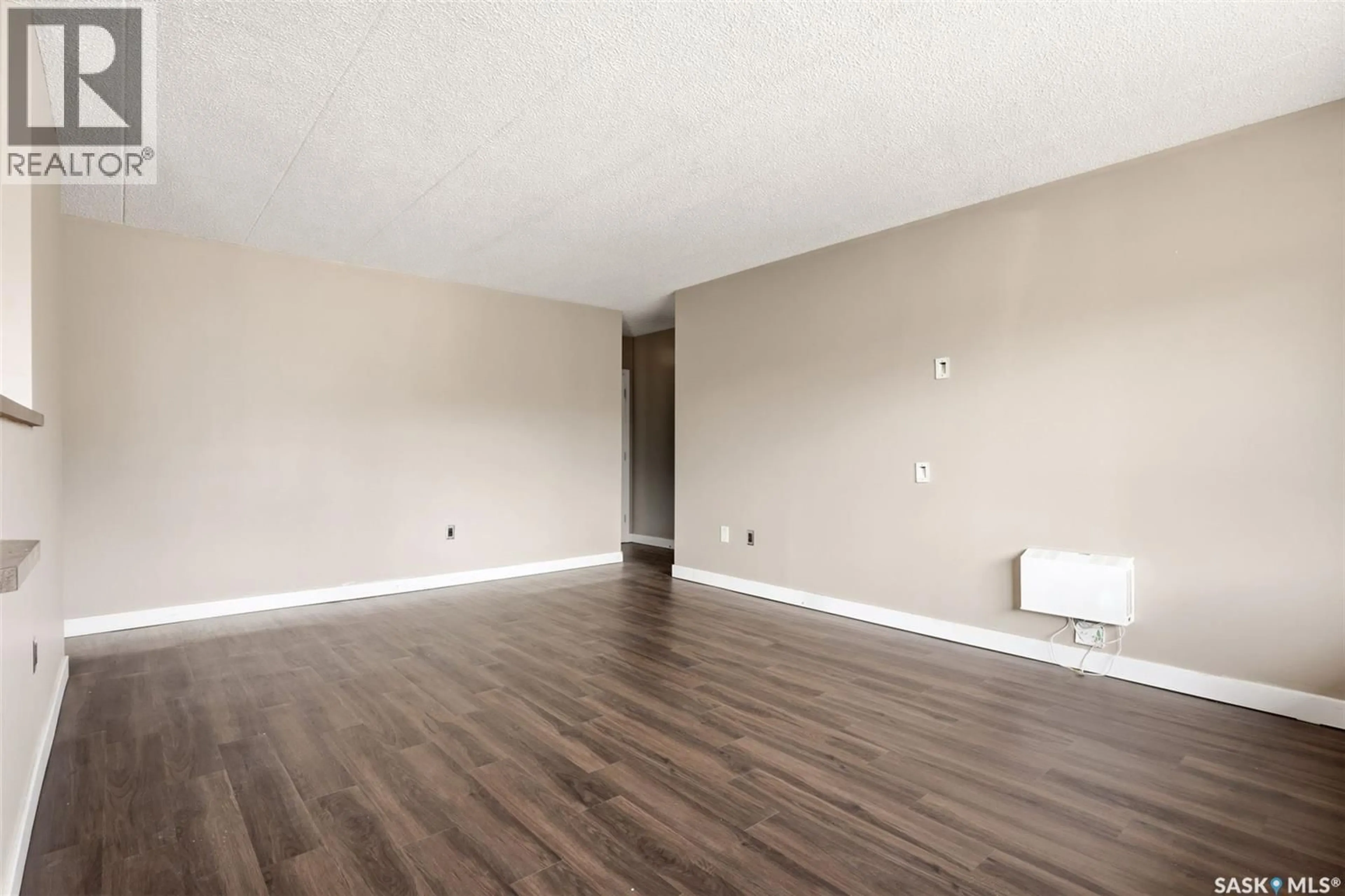 A pic of a room for N - 6 405 LORNE STREET, Regina Saskatchewan S4R3B2