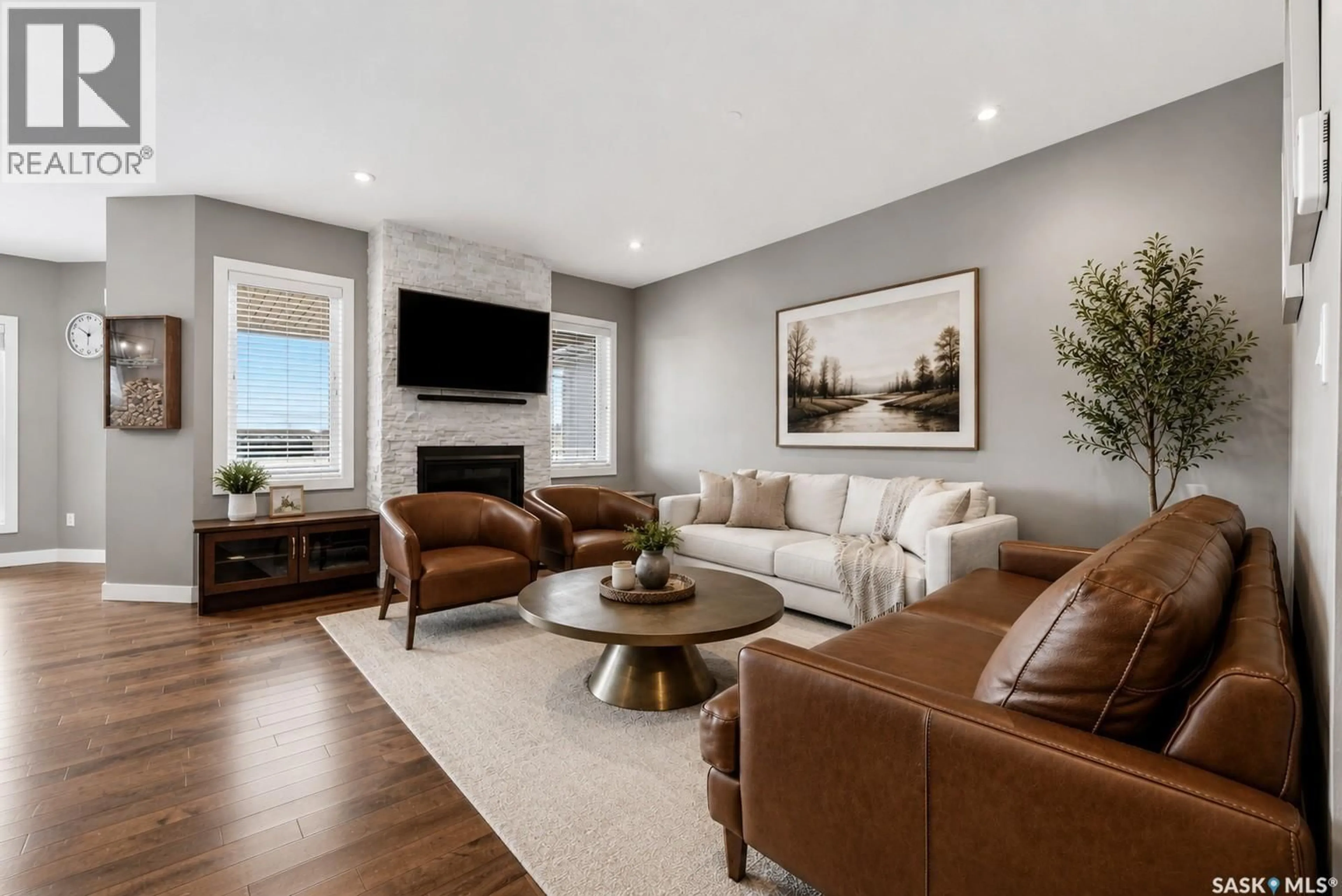 Living room with furniture, unknown for 3504 GREEN LILY ROAD, Regina Saskatchewan S4V3M8