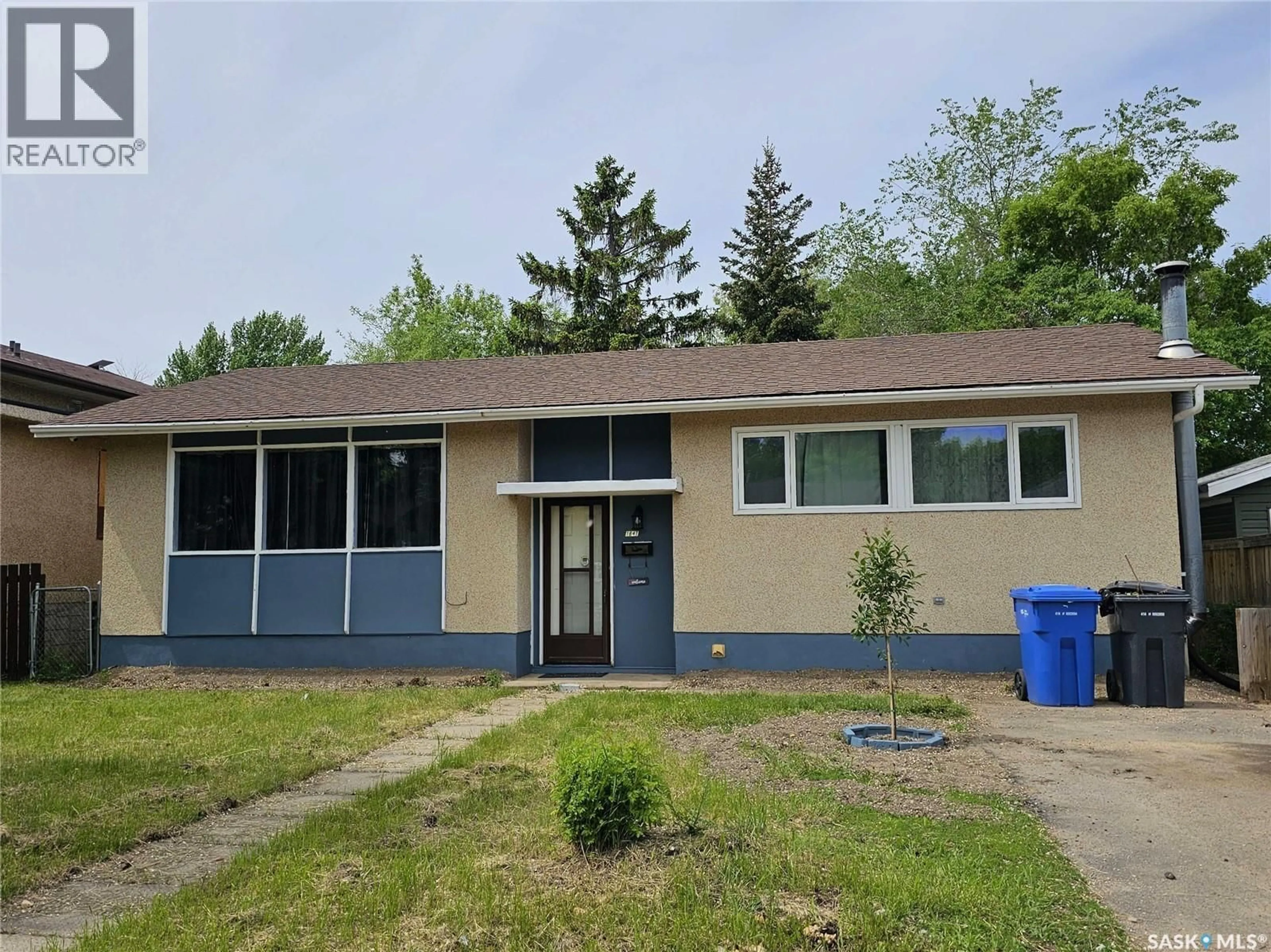 Home with vinyl exterior material, building for 1641 103RD STREET, North Battleford Saskatchewan S9A1L6