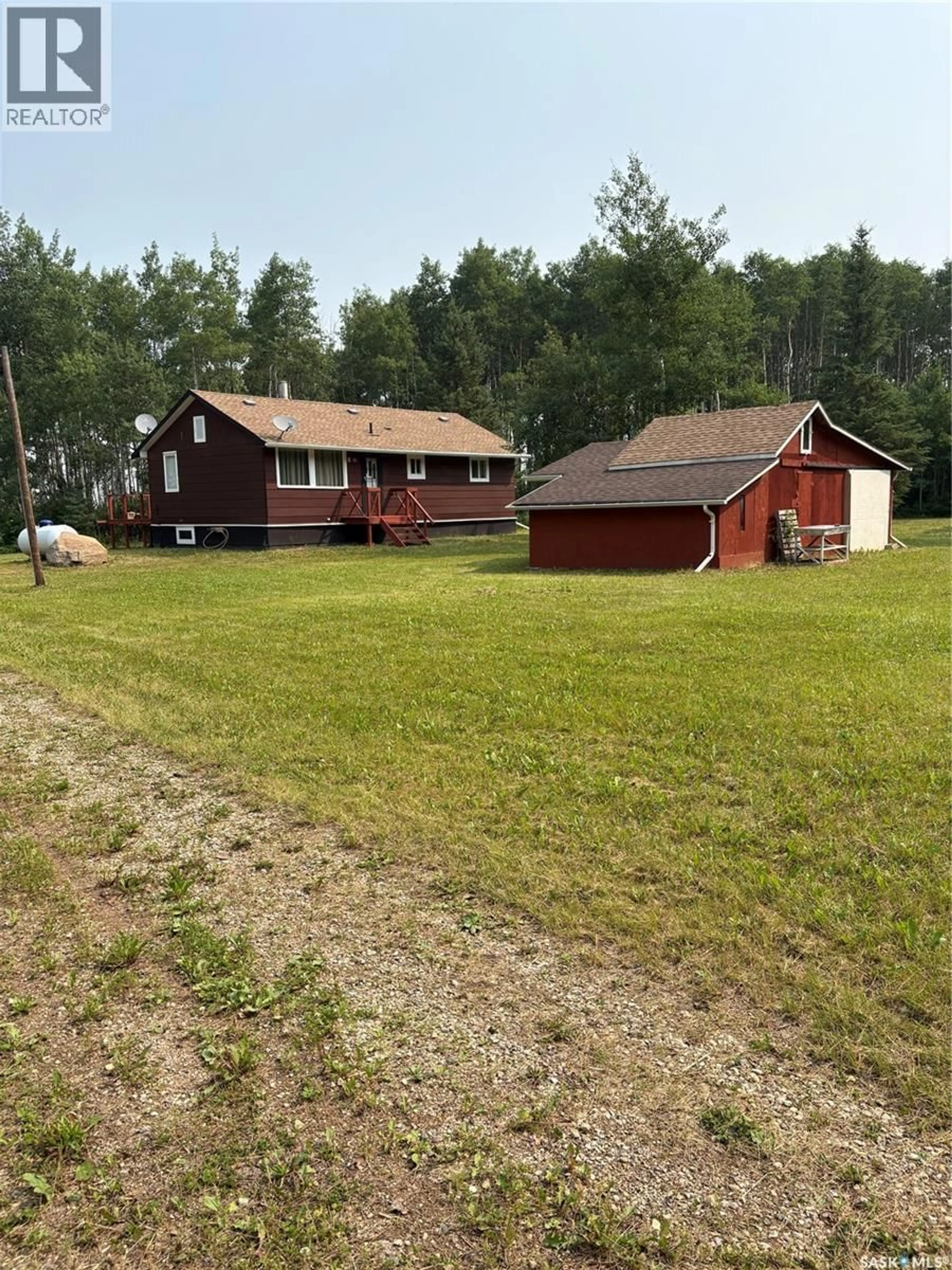 A pic from outside/outdoor area/front of a property/back of a property/a pic from drone, unknown for 2 CAWKWELL ACREAGE, Kelvington Saskatchewan S0A1W0