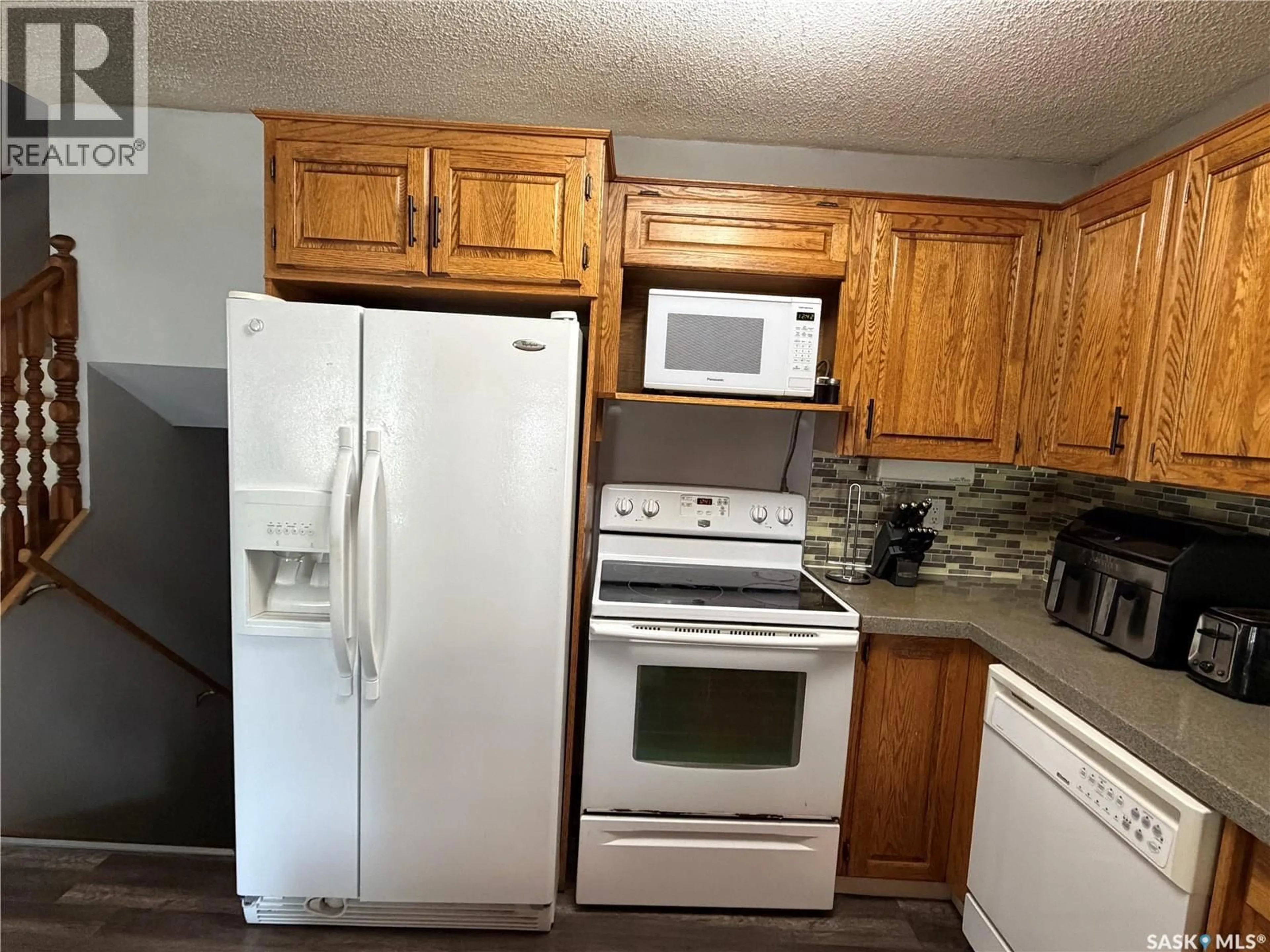 Standard kitchen, unknown for 202 1ST STREET, Turtleford Saskatchewan S0M2Y0