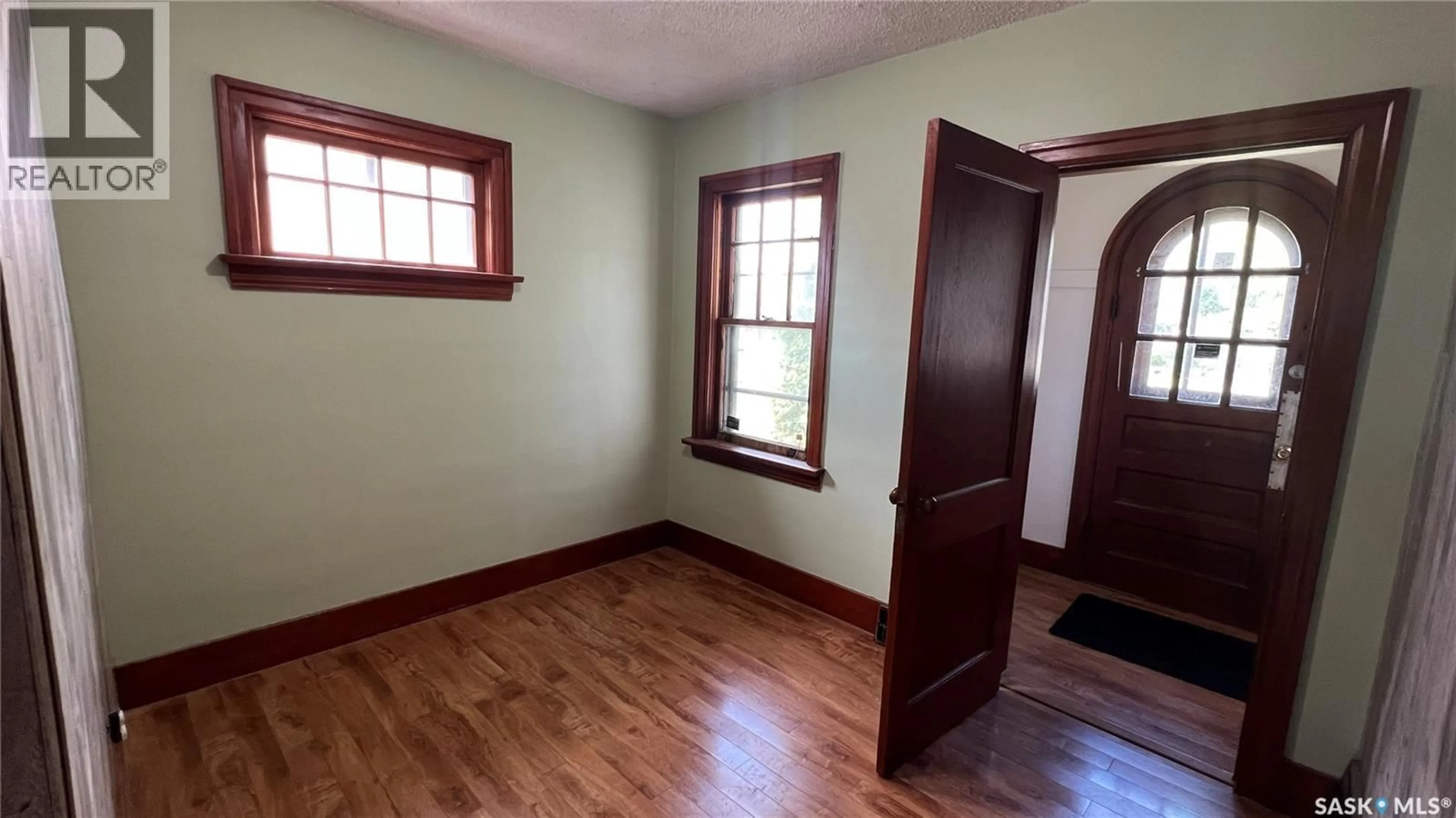 A pic of a room for 355 10TH STREET, Prince Albert Saskatchewan S6V0Z2