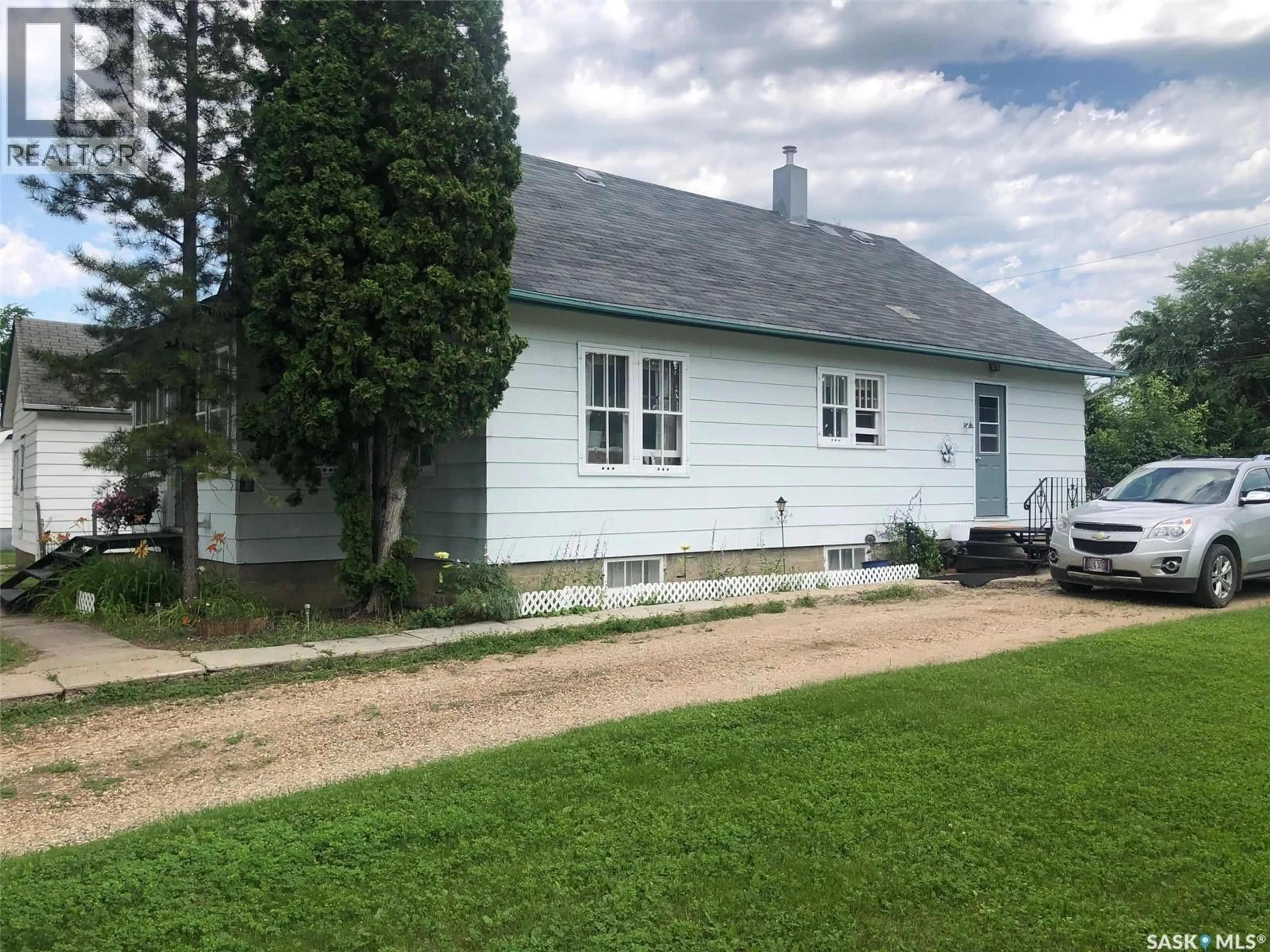 A pic from outside/outdoor area/front of a property/back of a property/a pic from drone, street for 322 5TH AVENUE, Canora Saskatchewan S0A0L0