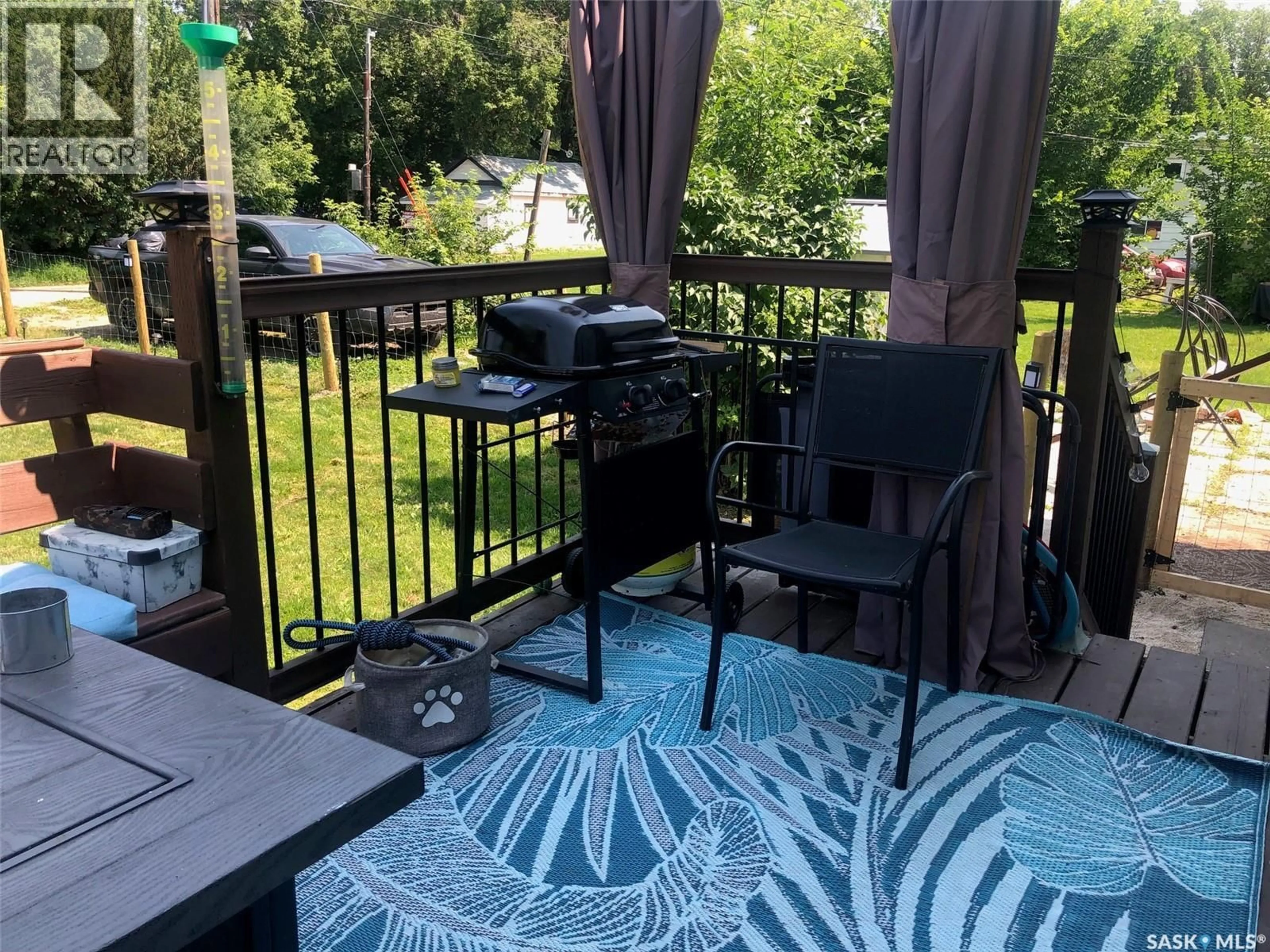 Patio, water/lake/river/ocean view for 322 5TH AVENUE, Canora Saskatchewan S0A0L0