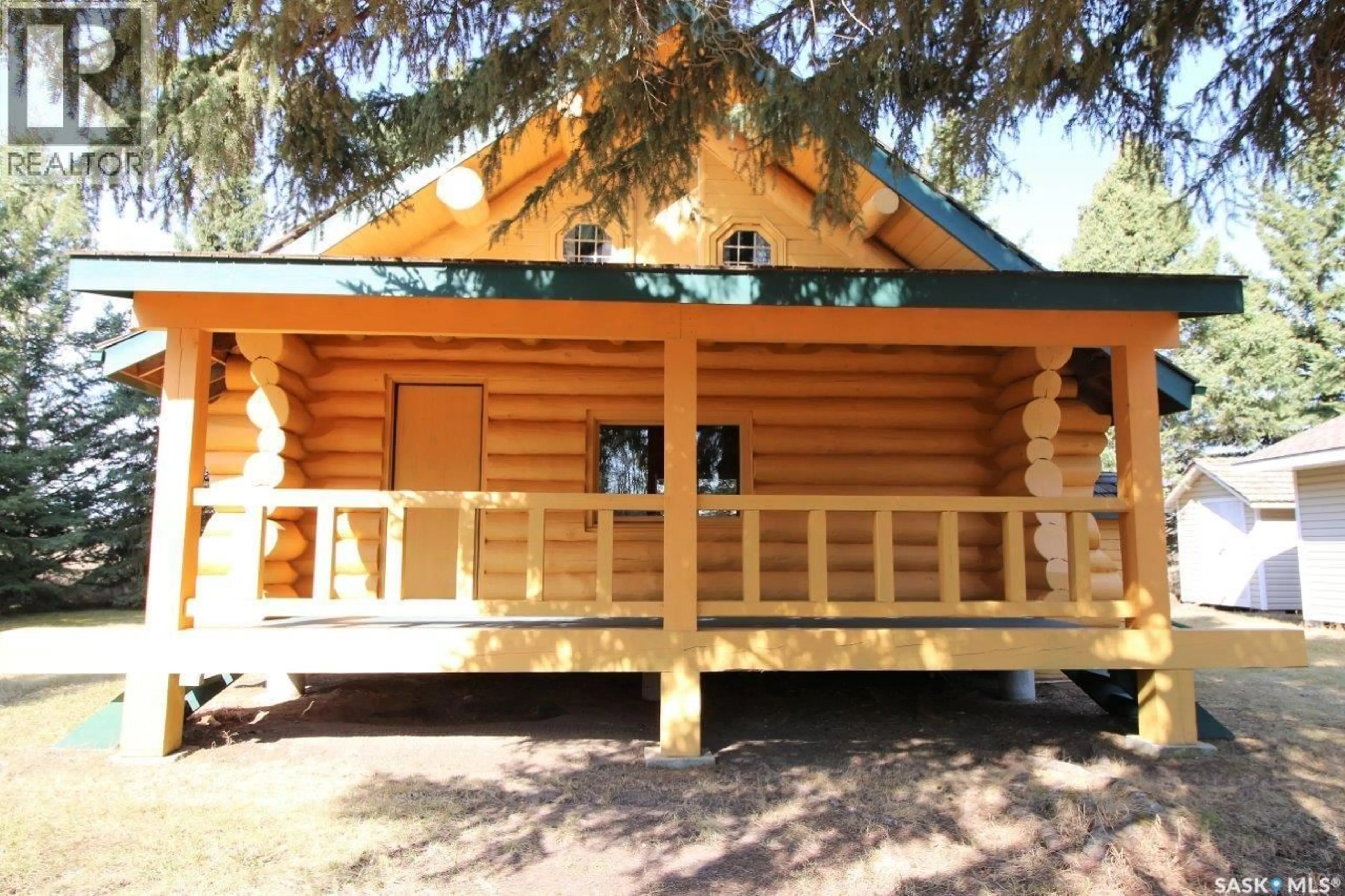 Patio, building for of Spiritwood - LOG CABIN-BAPAUME RM, Spiritwood Rm No. 496 Saskatchewan S0J2M0
