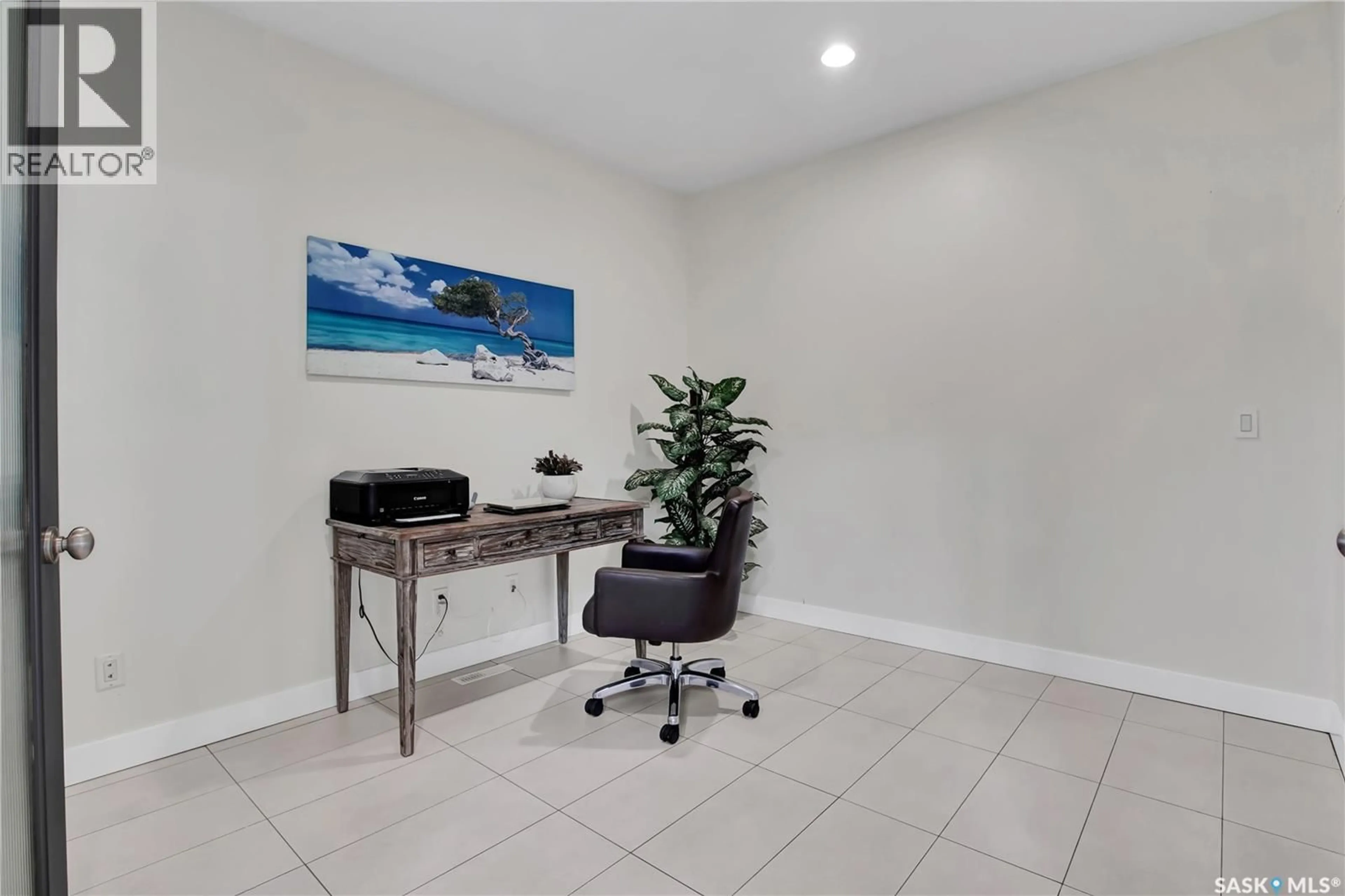 A pic of a room for 102 KINSMEN CRESCENT, Martensville Saskatchewan S0K0A2