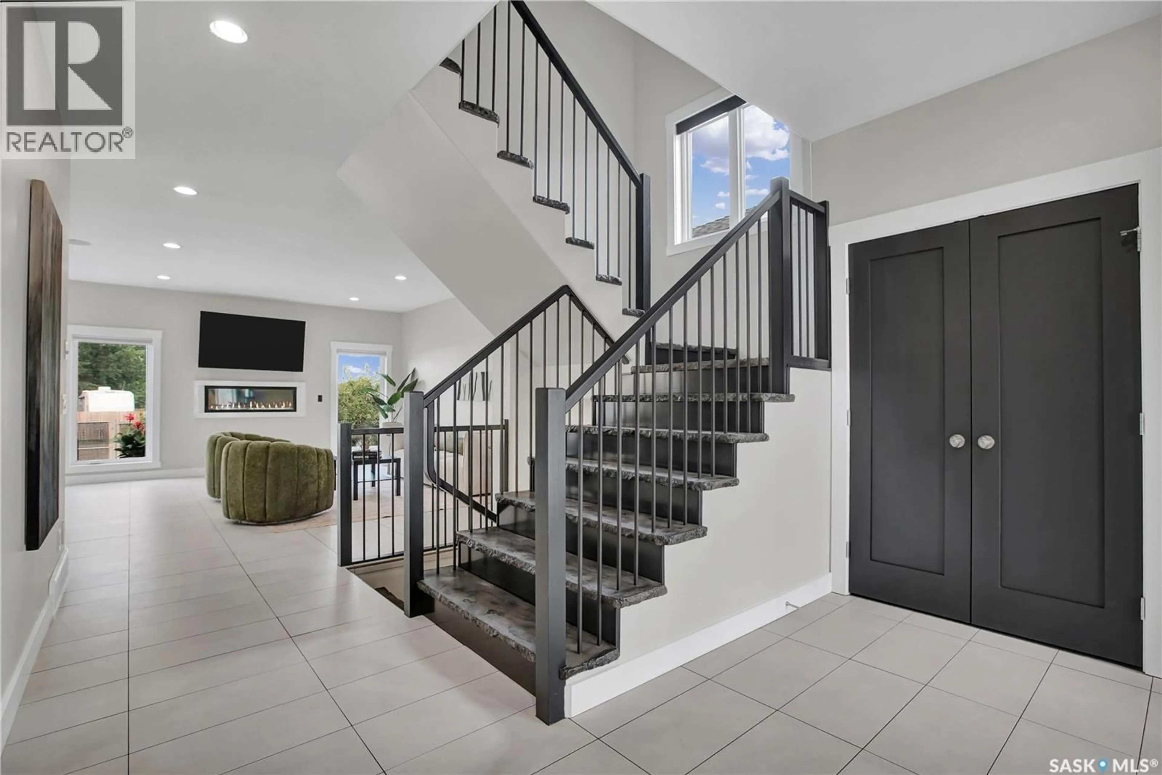 Unknown for 102 KINSMEN CRESCENT, Martensville Saskatchewan S0K0A2