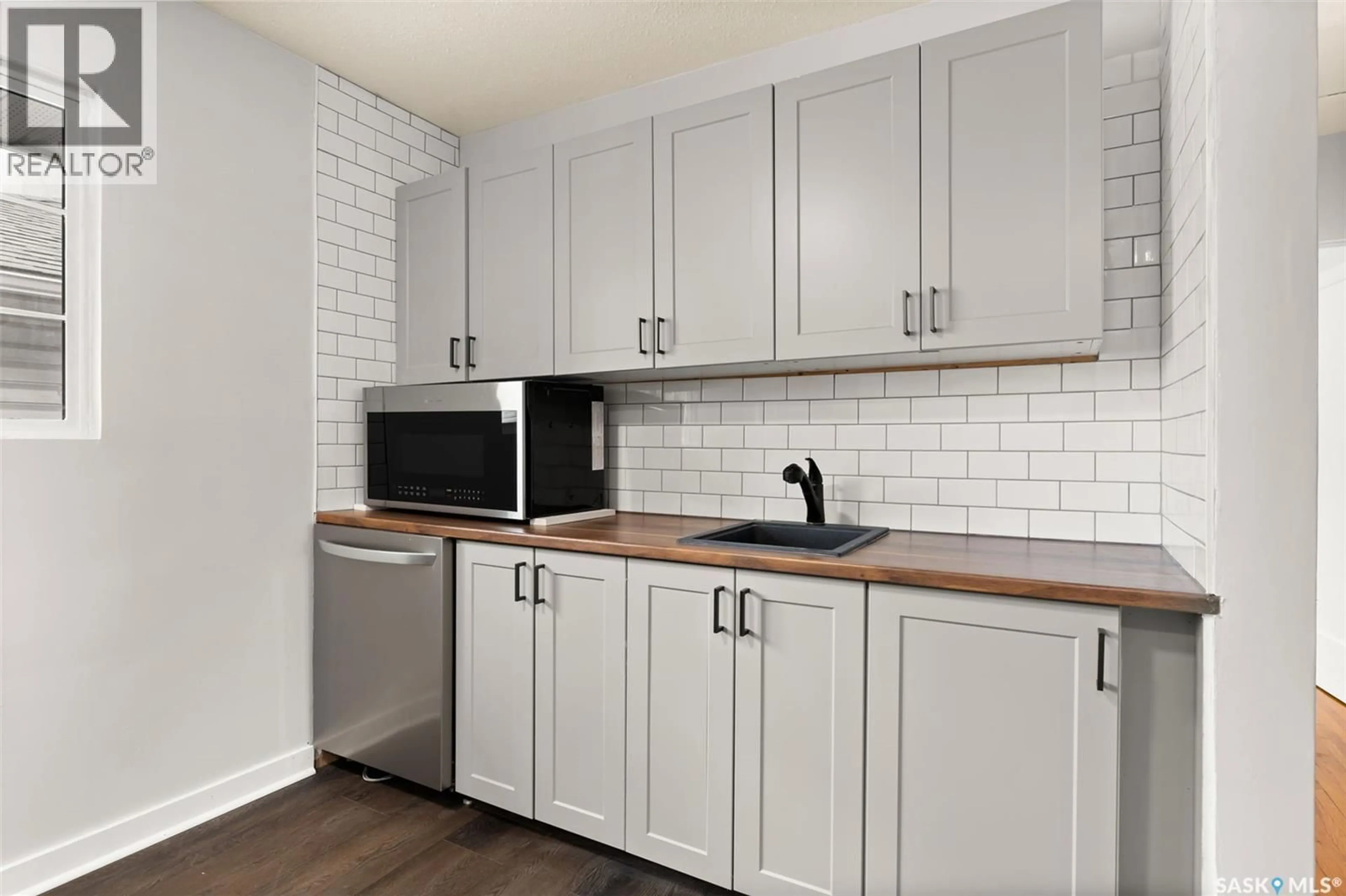 Standard kitchen, unknown for 3742 ARGYLE ROAD, Regina Saskatchewan S4S2C2