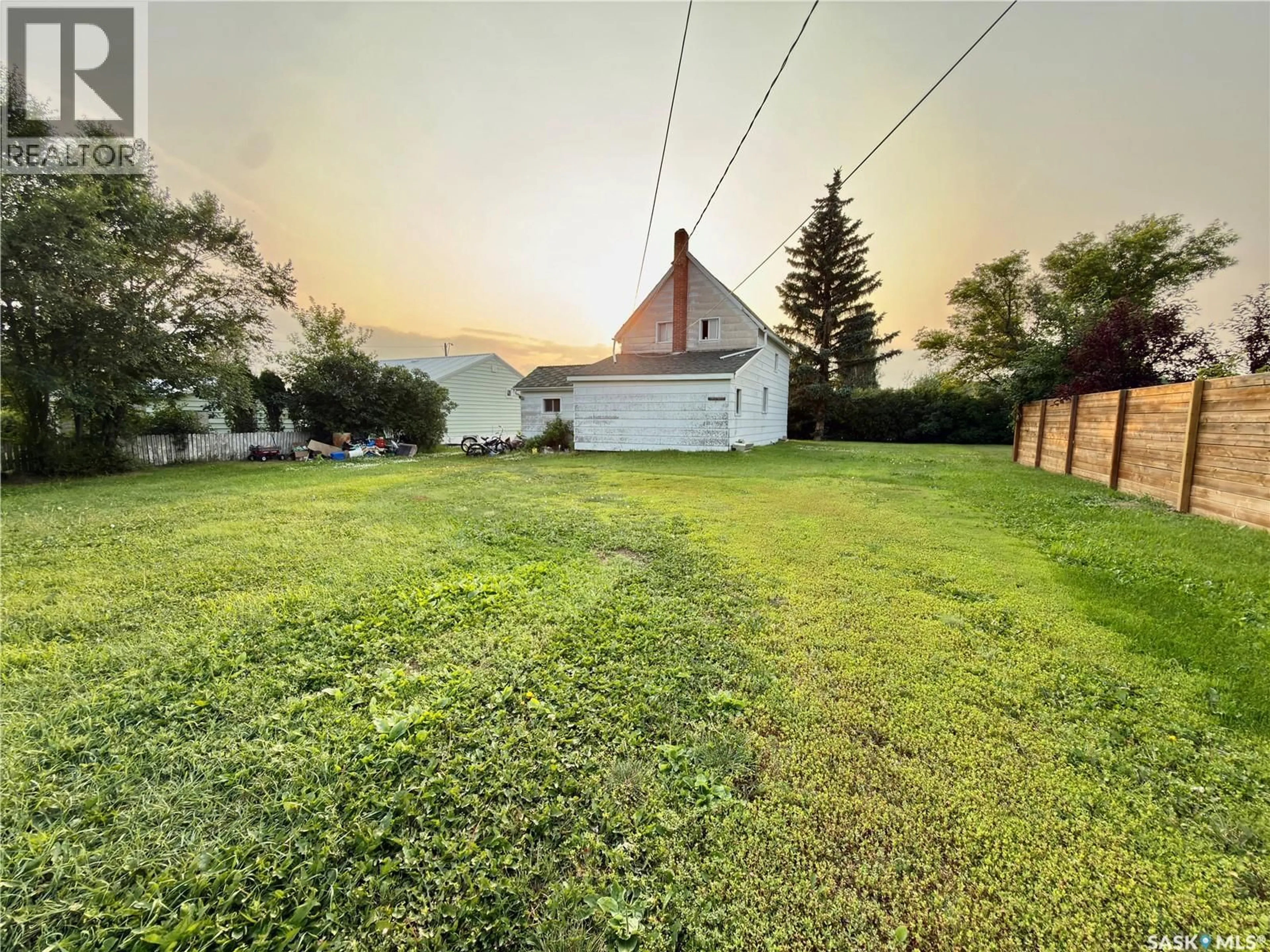 A pic from outside/outdoor area/front of a property/back of a property/a pic from drone, unknown for 313 GRANT AVENUE, Hanley Saskatchewan S0G2E0