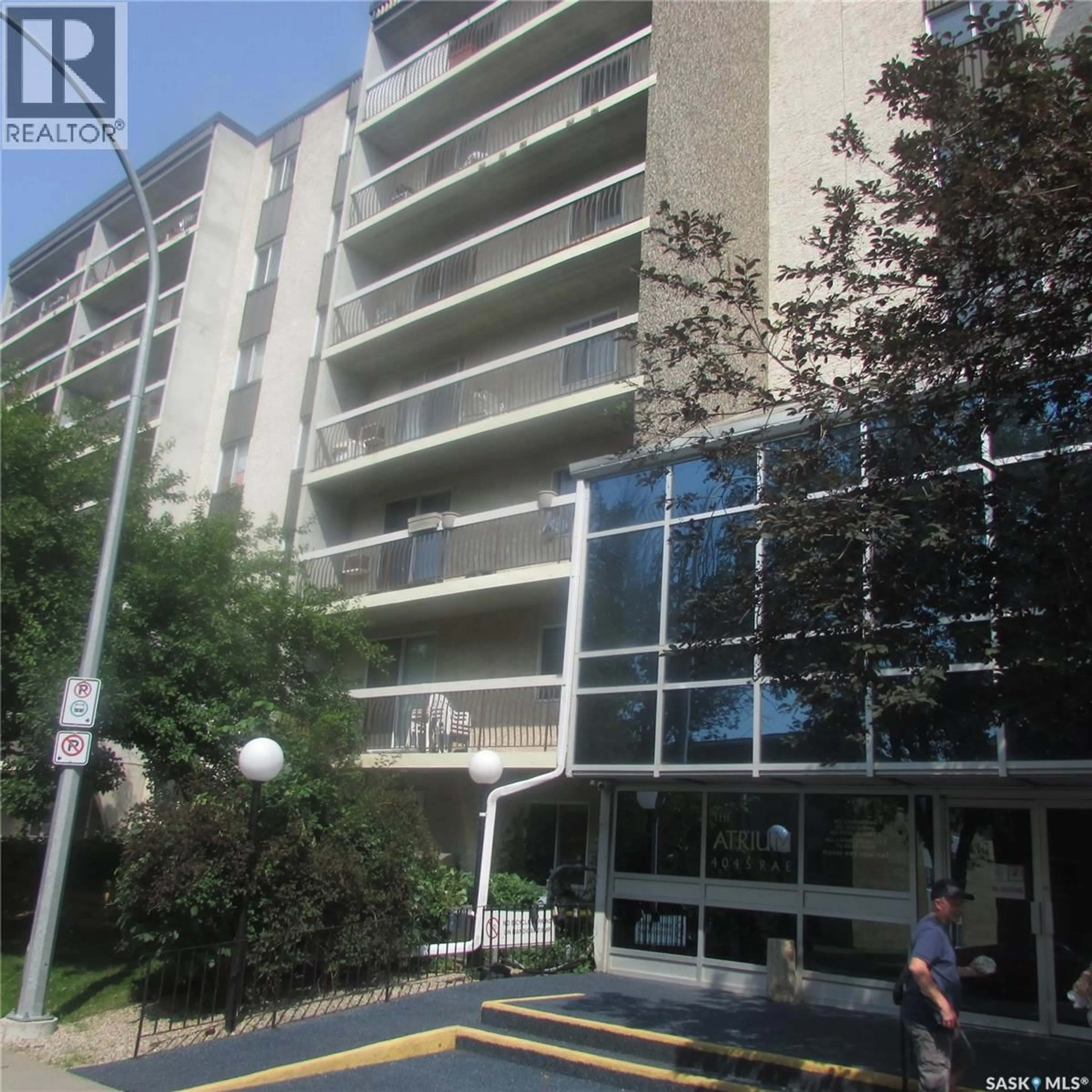 Indoor foyer for 4045 - 522 RAE STREET, Regina Saskatchewan S4S6Y8