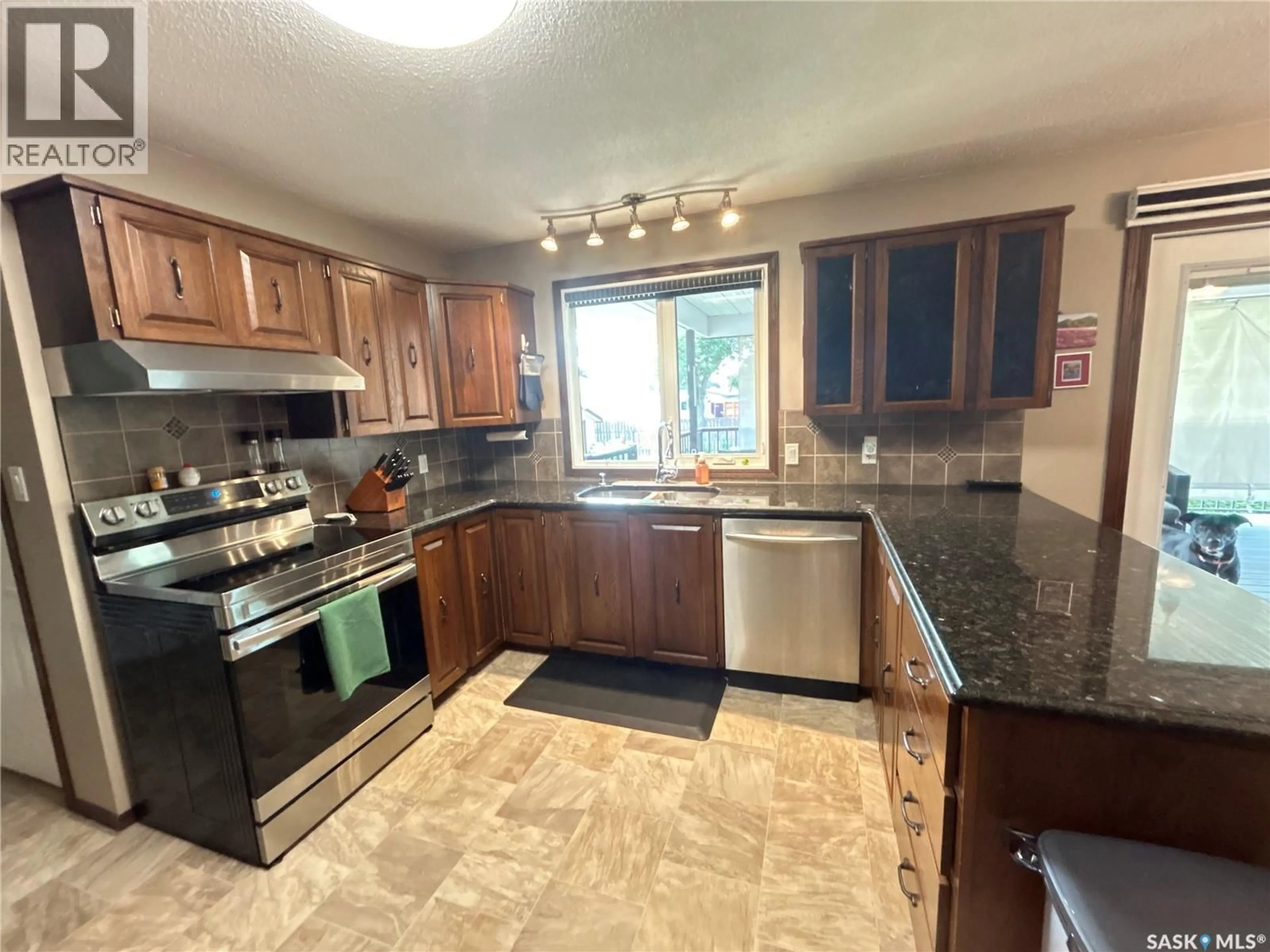 Standard kitchen, ceramic/tile floor for 205 SCHAEFER STREET, Richmound Saskatchewan S0N2E0