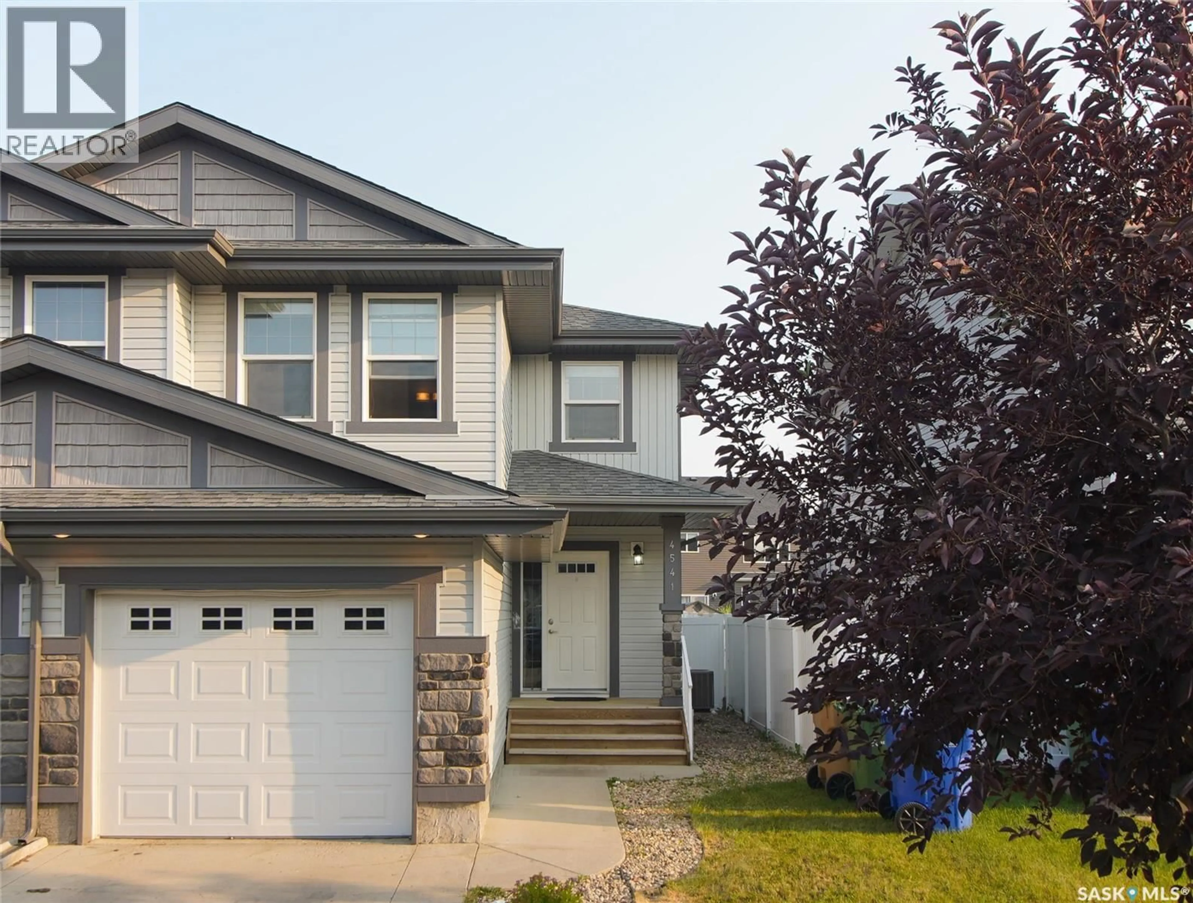 Home with vinyl exterior material, street for 4541 GREEN ROCK ROAD, Regina Saskatchewan S4V3K8