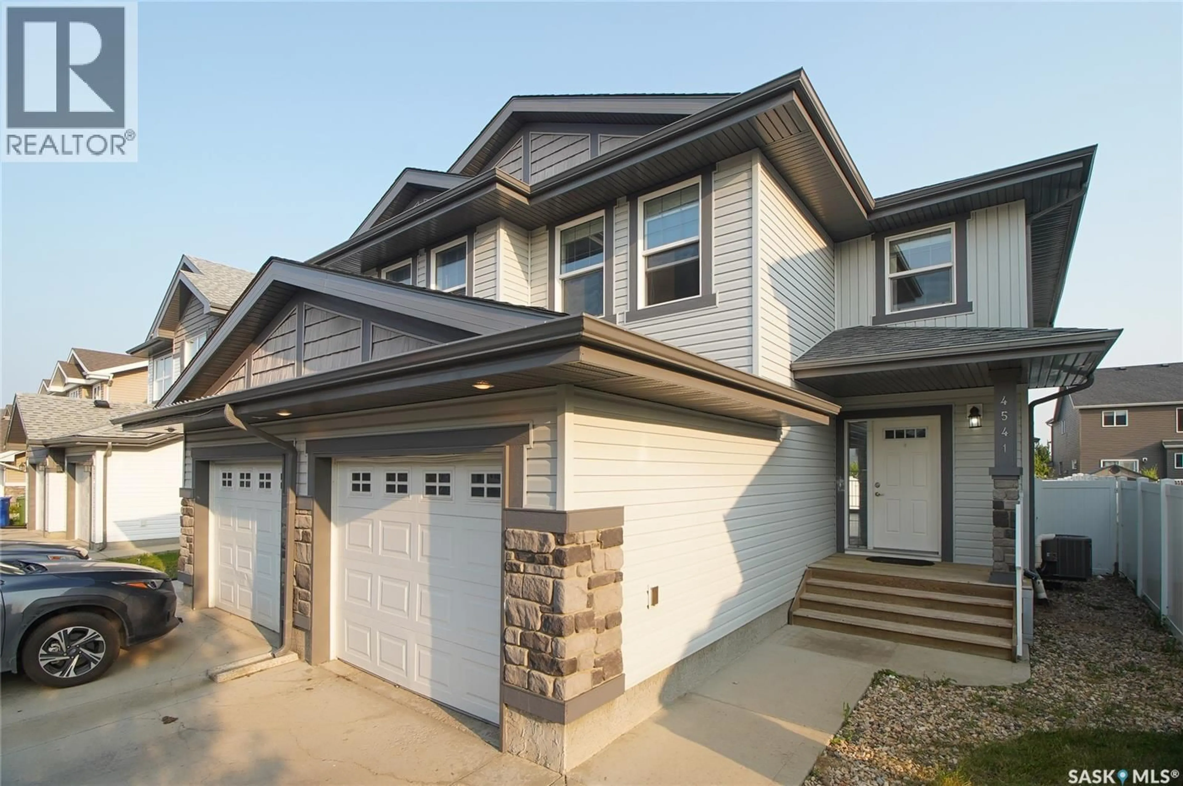 Home with vinyl exterior material, street for 4541 GREEN ROCK ROAD, Regina Saskatchewan S4V3K8