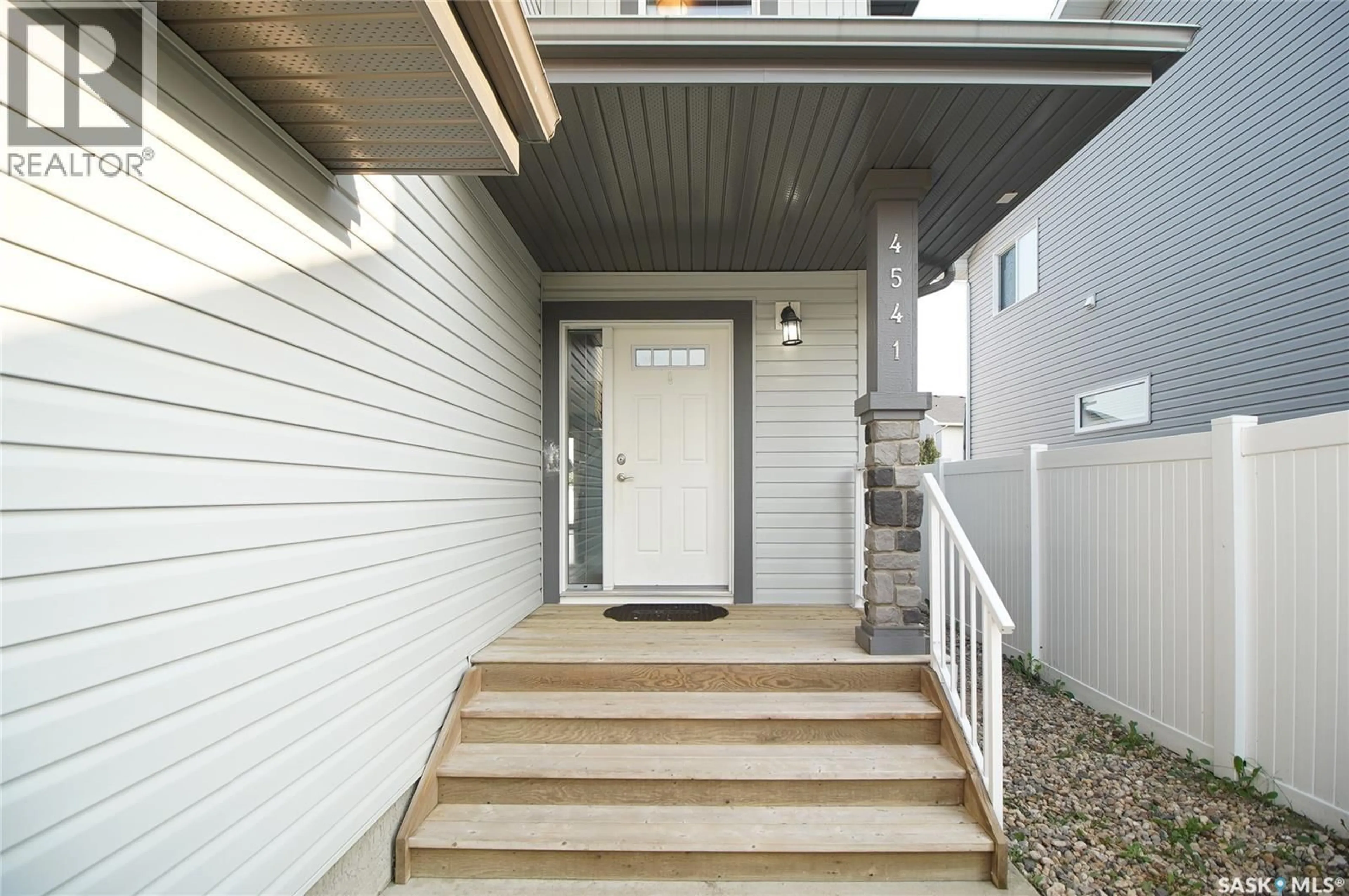 Unknown for 4541 GREEN ROCK ROAD, Regina Saskatchewan S4V3K8