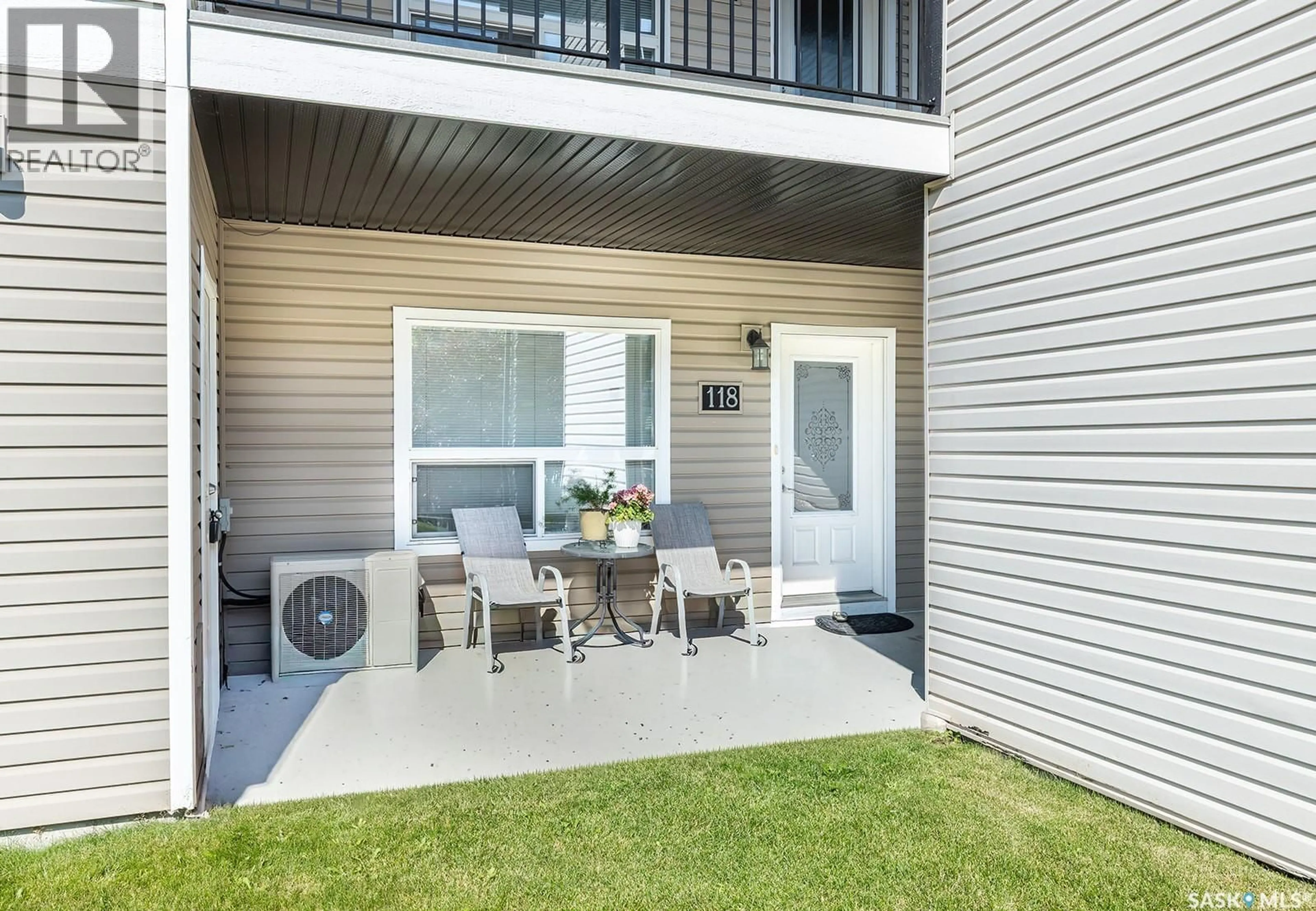 Patio, water/lake/river/ocean view for 125 - 118 WILLIS CRESCENT, Saskatoon Saskatchewan S7T0T1