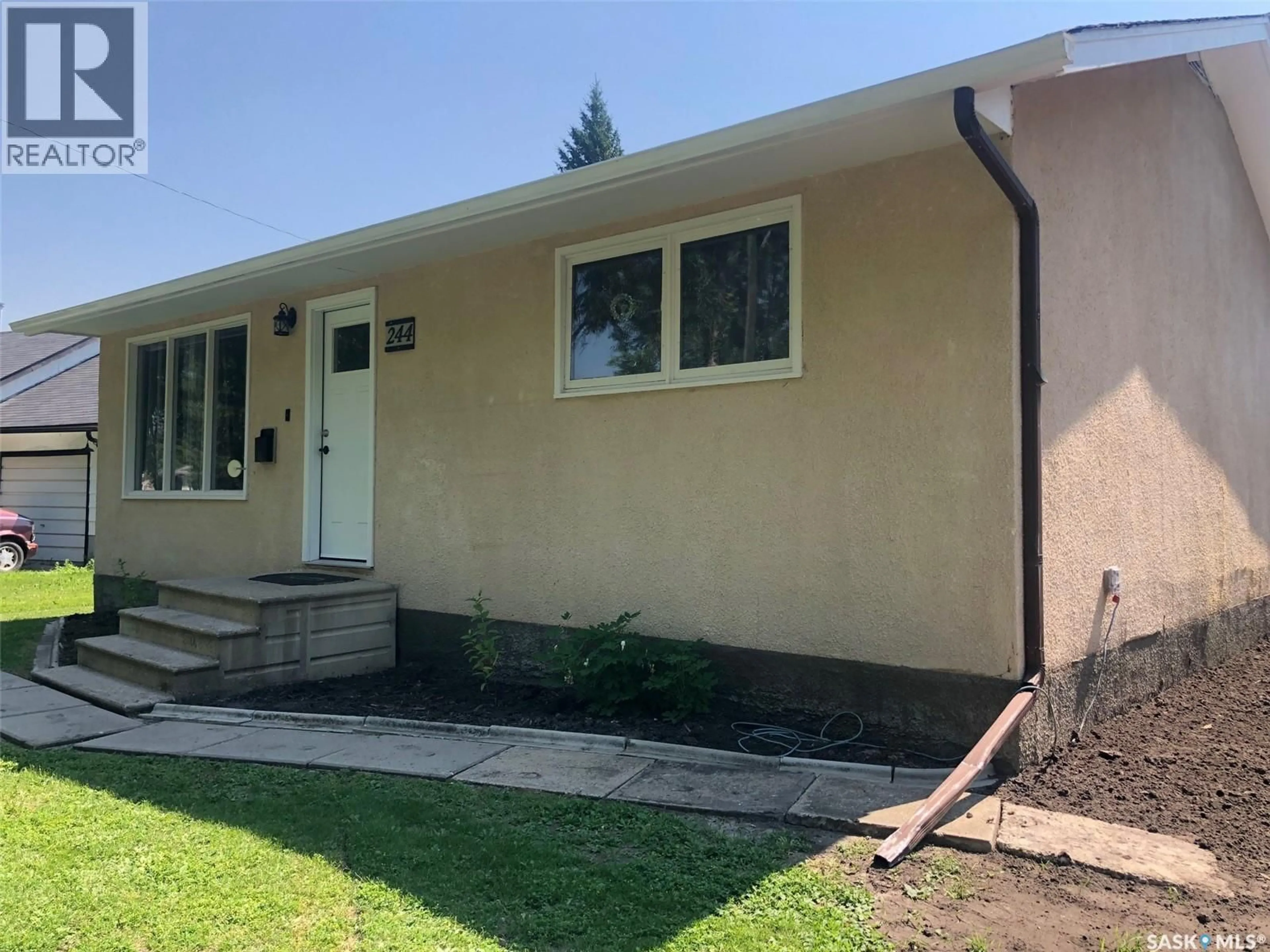 Home with vinyl exterior material, street for 244 NORTHERN AVENUE, Canora Saskatchewan S0A0L0