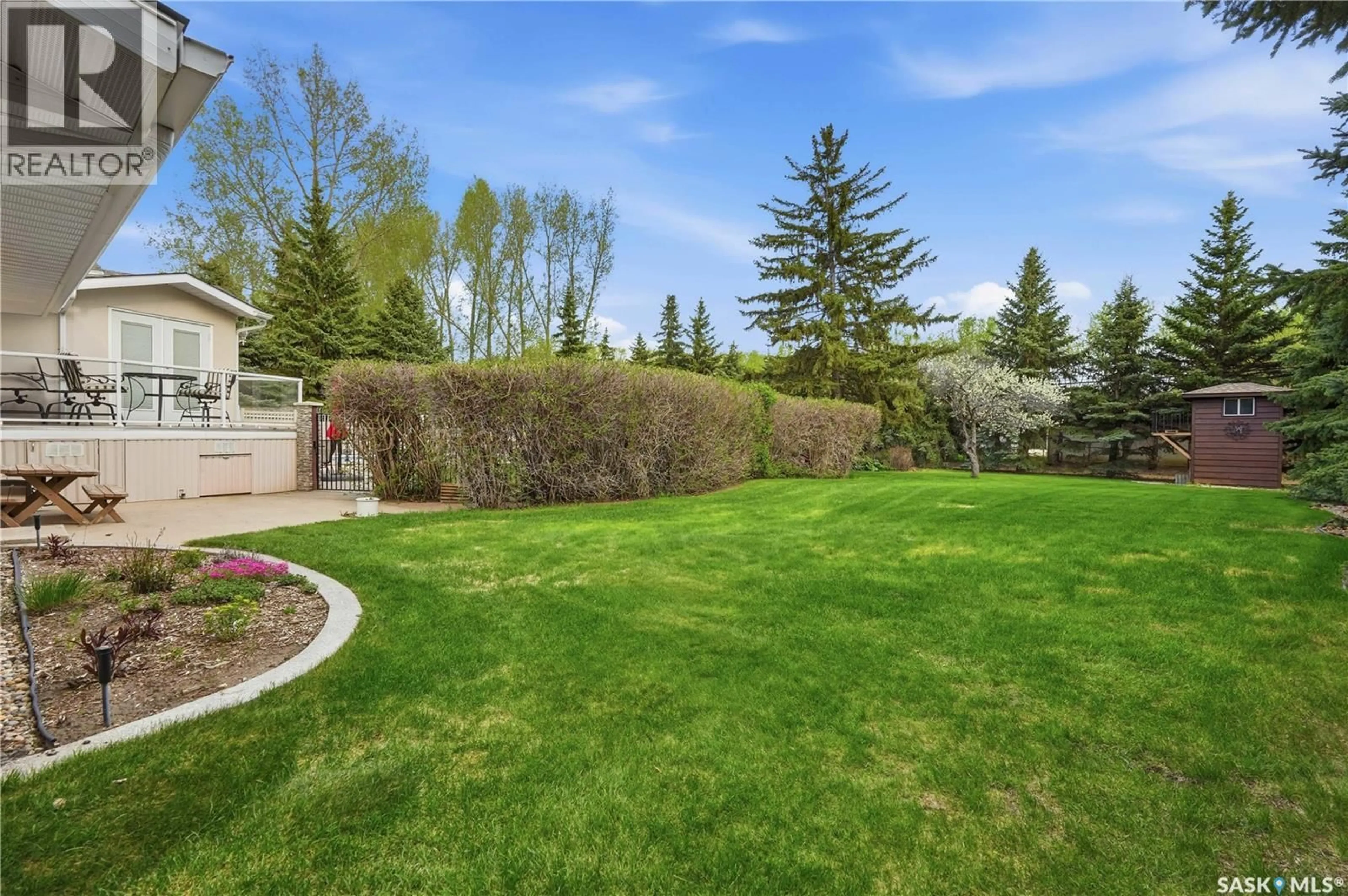 Patio, unknown for 19 RIDGEDALE BAY, White City Saskatchewan S4L5B1