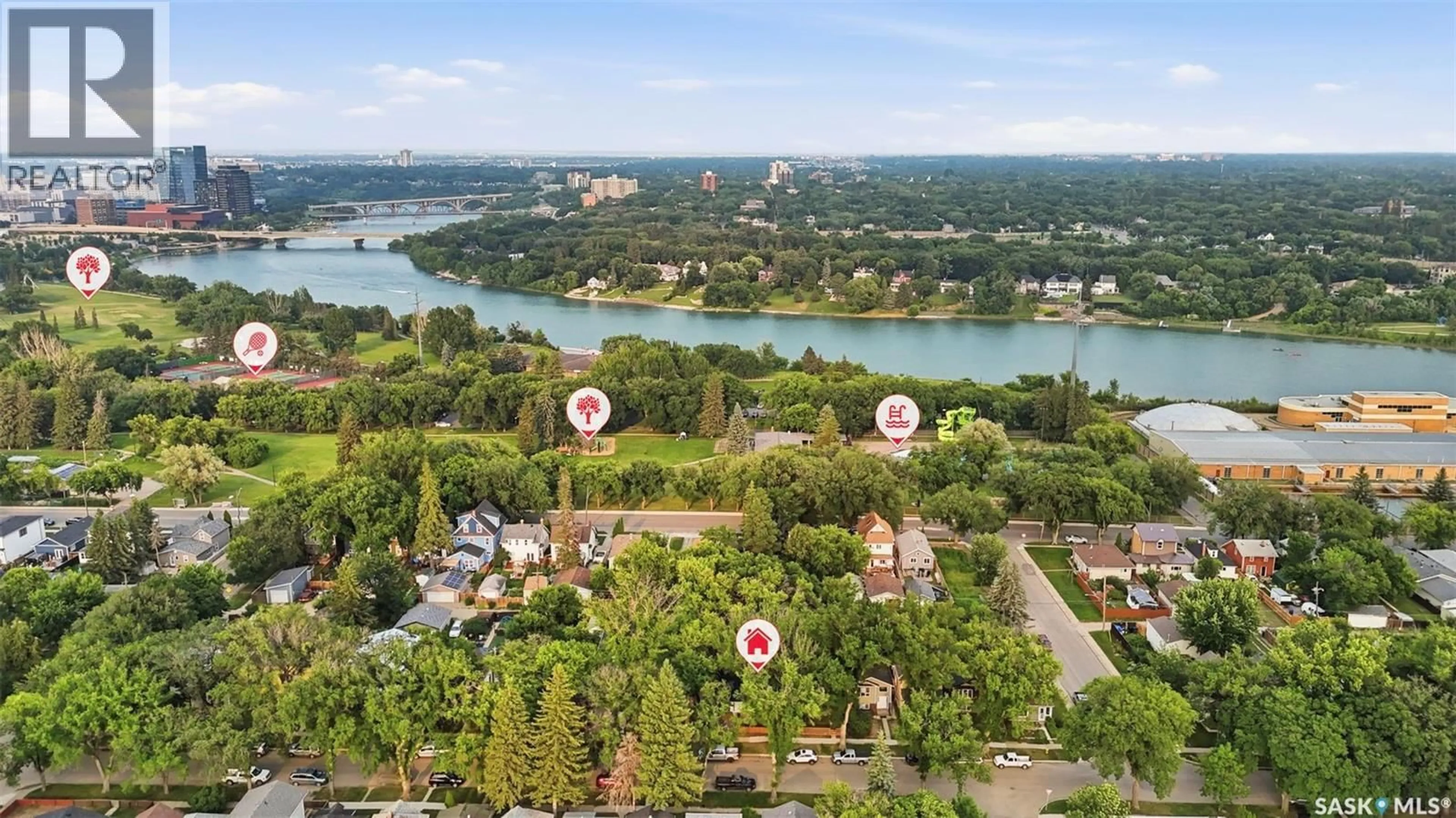 A pic from outside/outdoor area/front of a property/back of a property/a pic from drone, water/lake/river/ocean view for 836 I AVENUE, Saskatoon Saskatchewan S7M1Z3