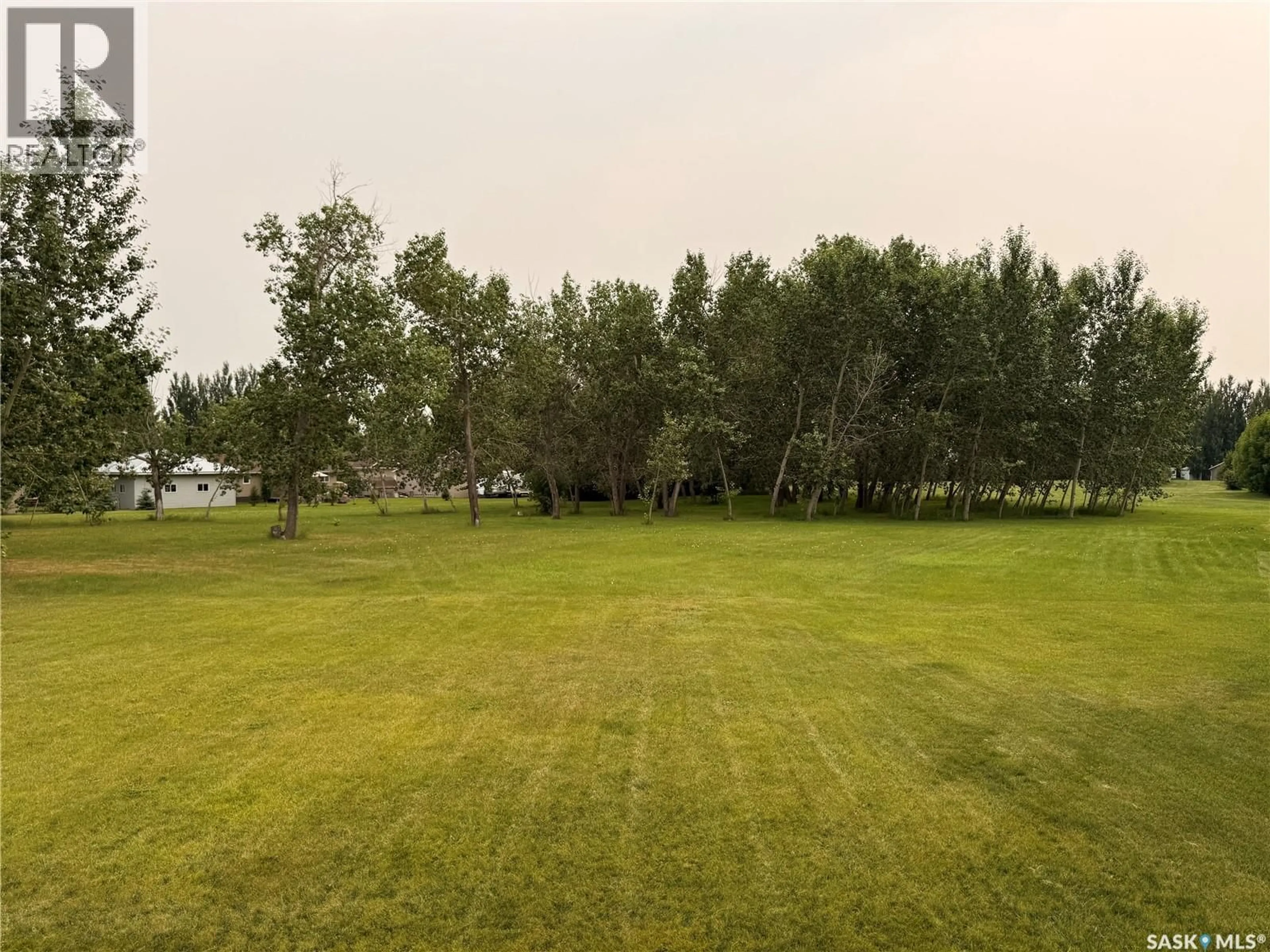 A pic from outside/outdoor area/front of a property/back of a property/a pic from drone, forest/trees view for 524 VIVIAN BAY, Coteau Rm No. 255 Saskatchewan S0L0G0