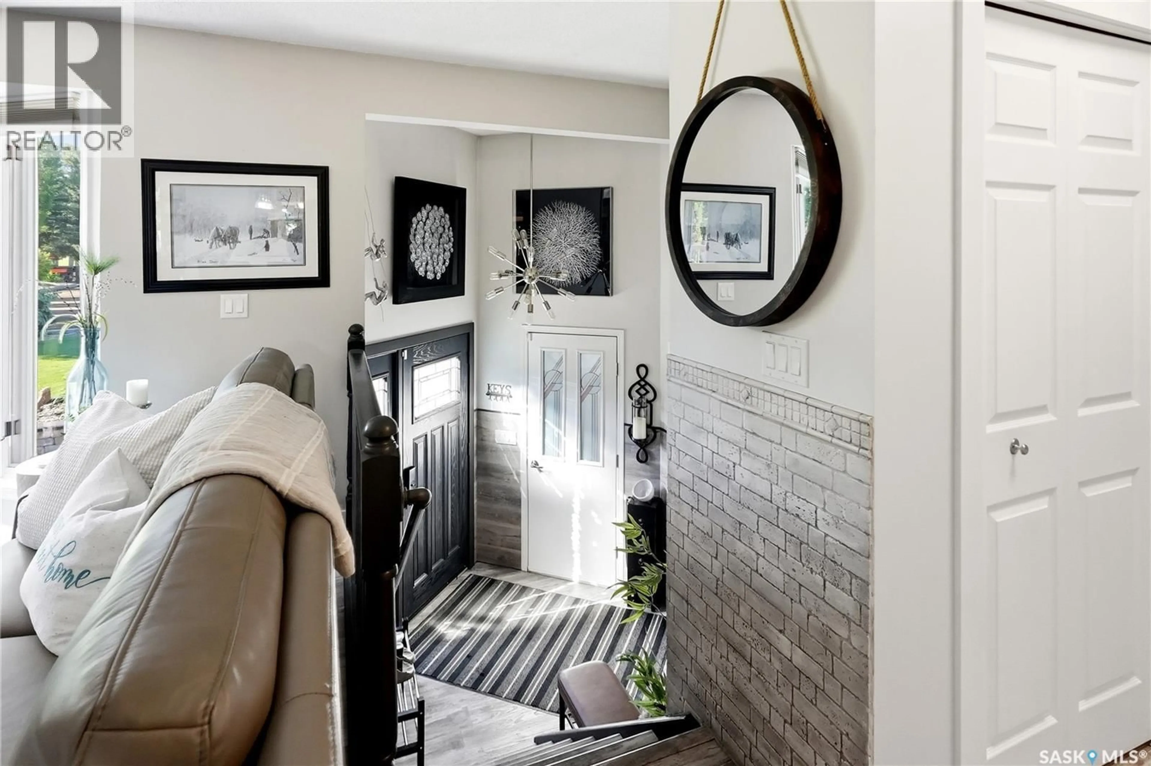 Indoor entryway for HEIDEL ACREAGE, North Battleford Rm No. 437 Saskatchewan S9A3W2