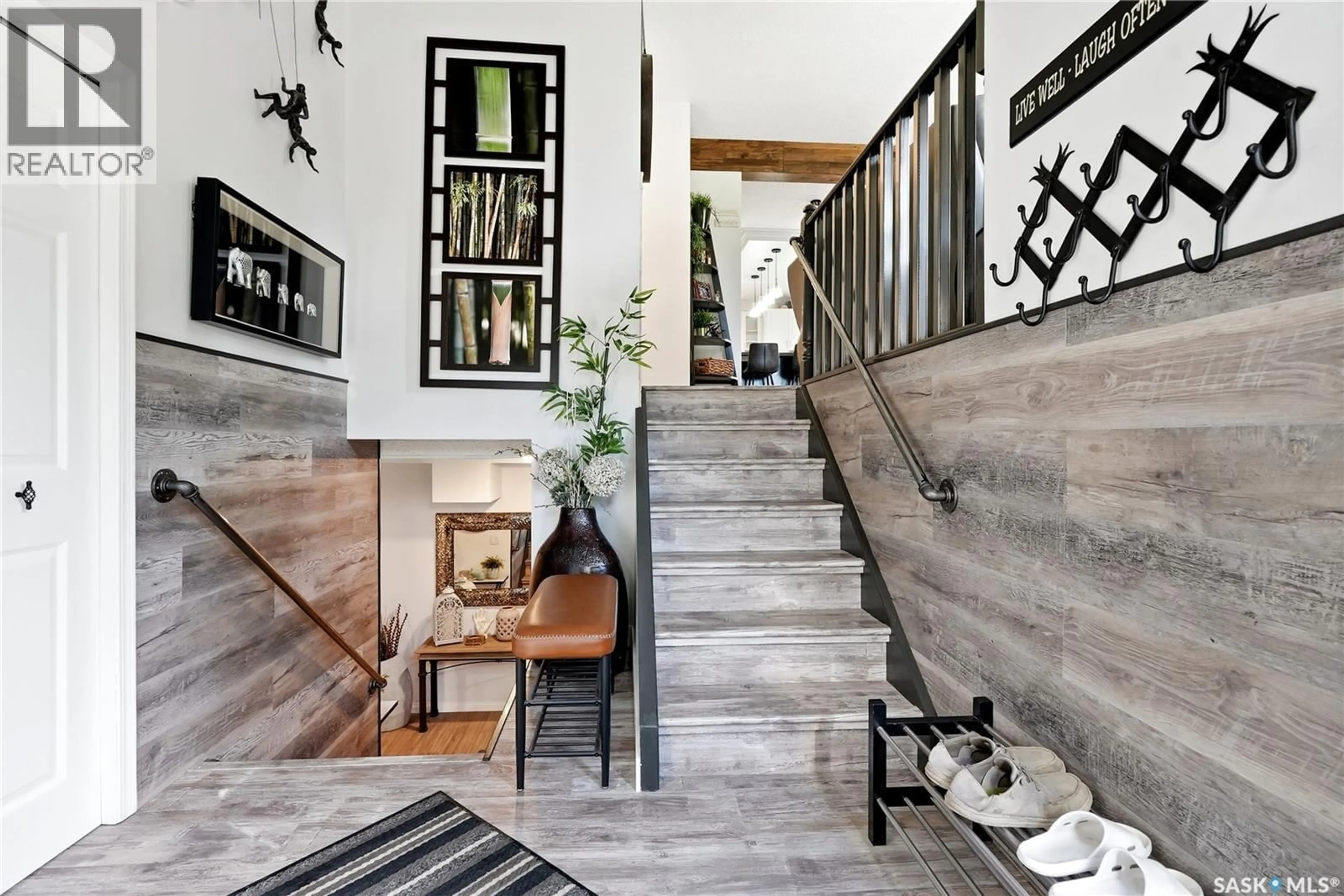 Indoor entryway for HEIDEL ACREAGE, North Battleford Rm No. 437 Saskatchewan S9A3W2