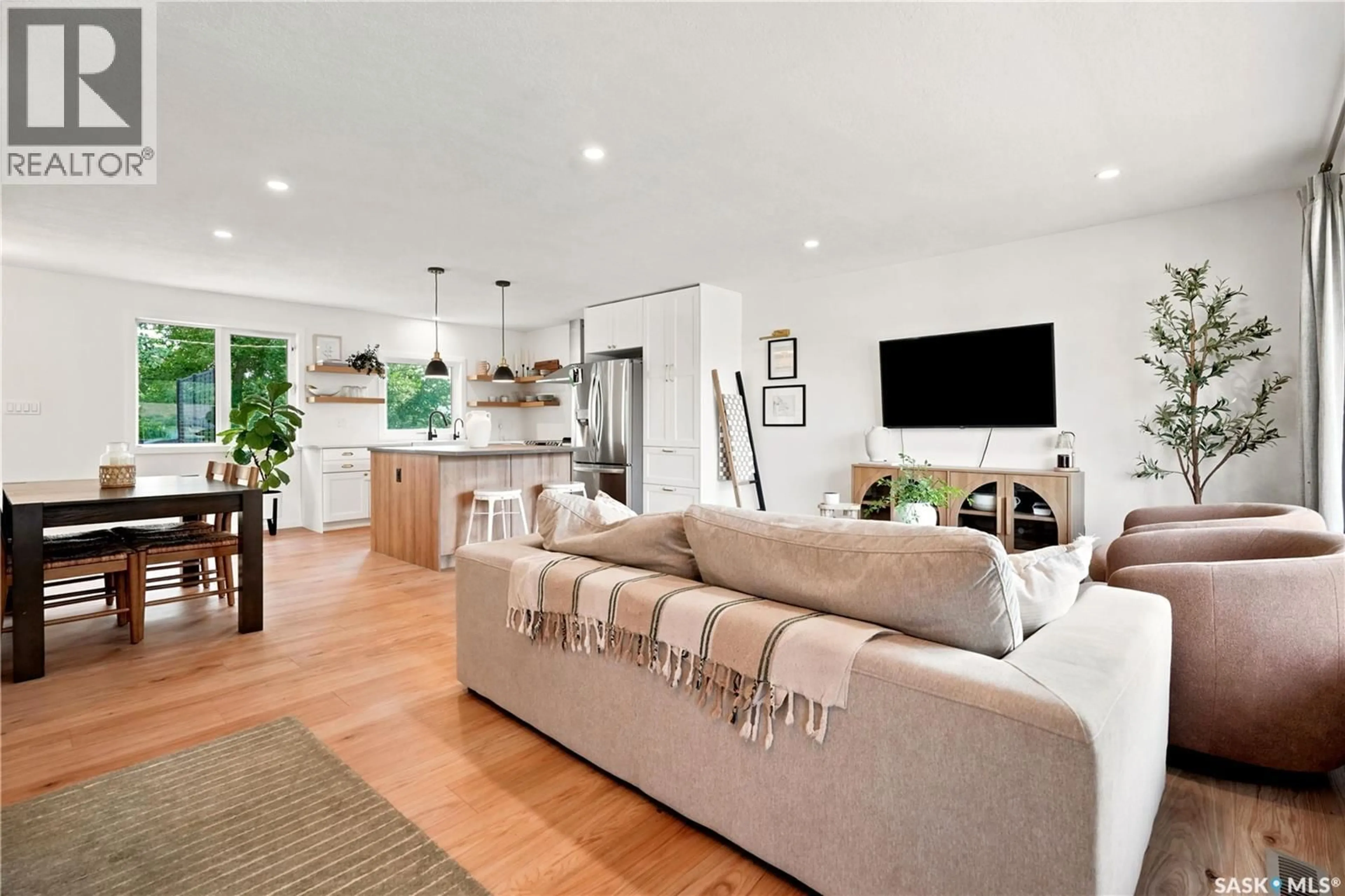 Living room with furniture, unknown for 35 KIPLING CRESCENT, Southey Saskatchewan S0G4P0