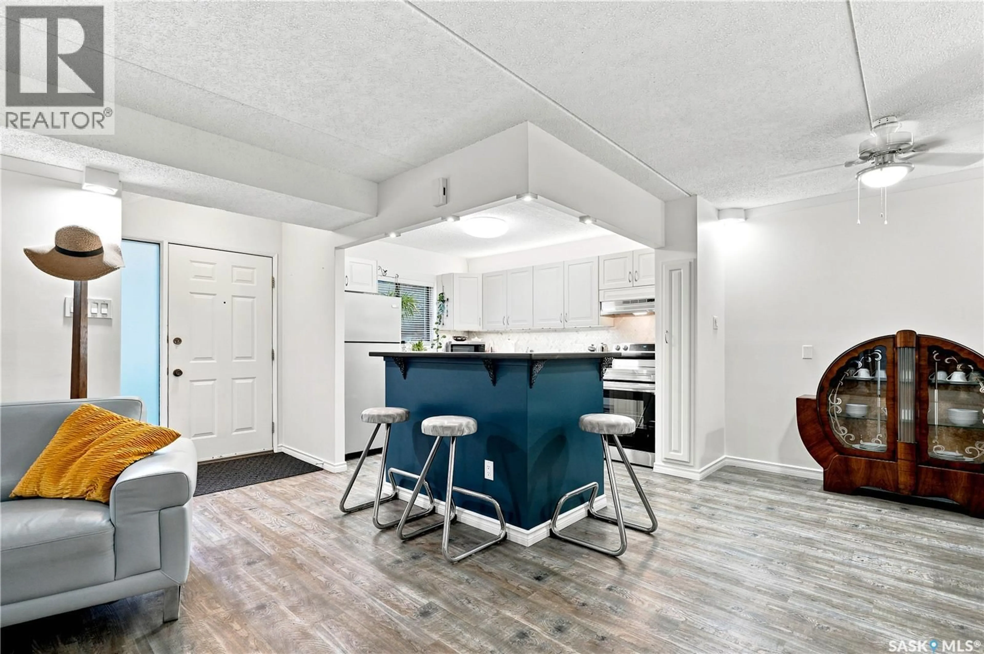 Open concept kitchen, unknown for 441 - 104 PENDYGRASSE ROAD, Saskatoon Saskatchewan S7M5C1