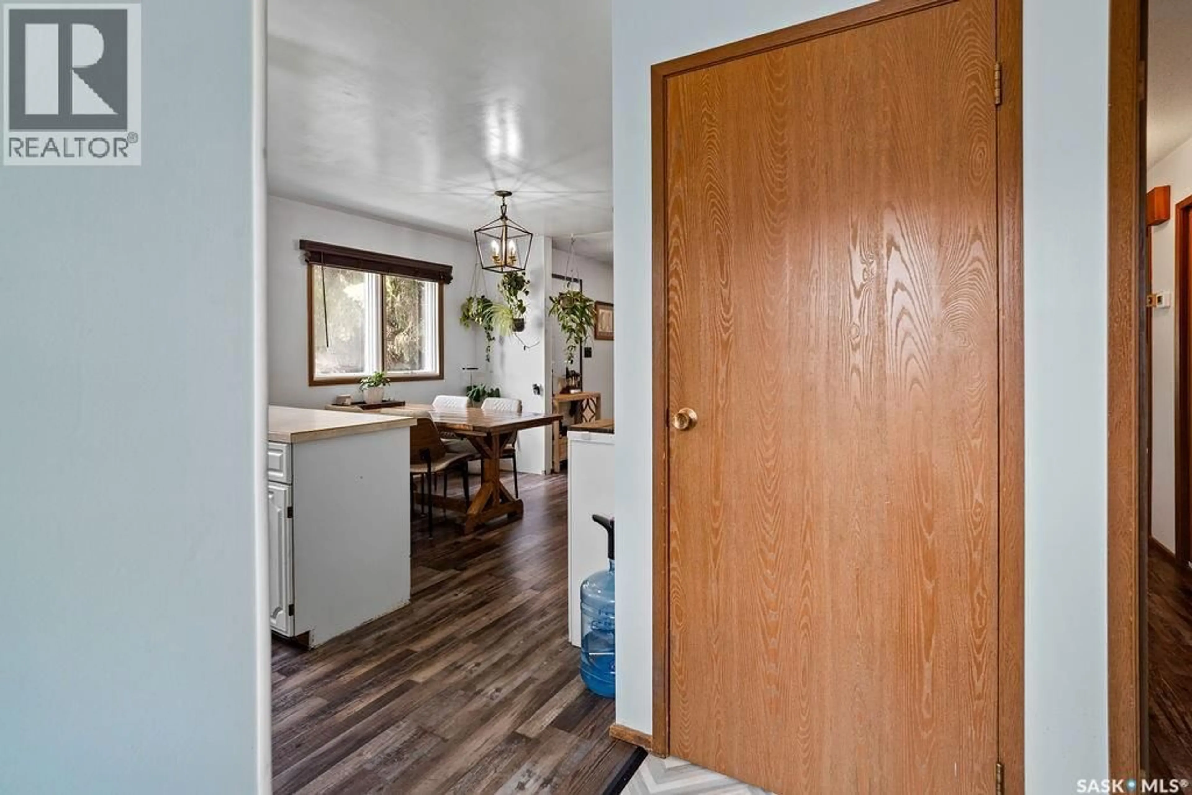 Indoor entryway for 105 ASH STREET, Wolseley Saskatchewan S0G5H0