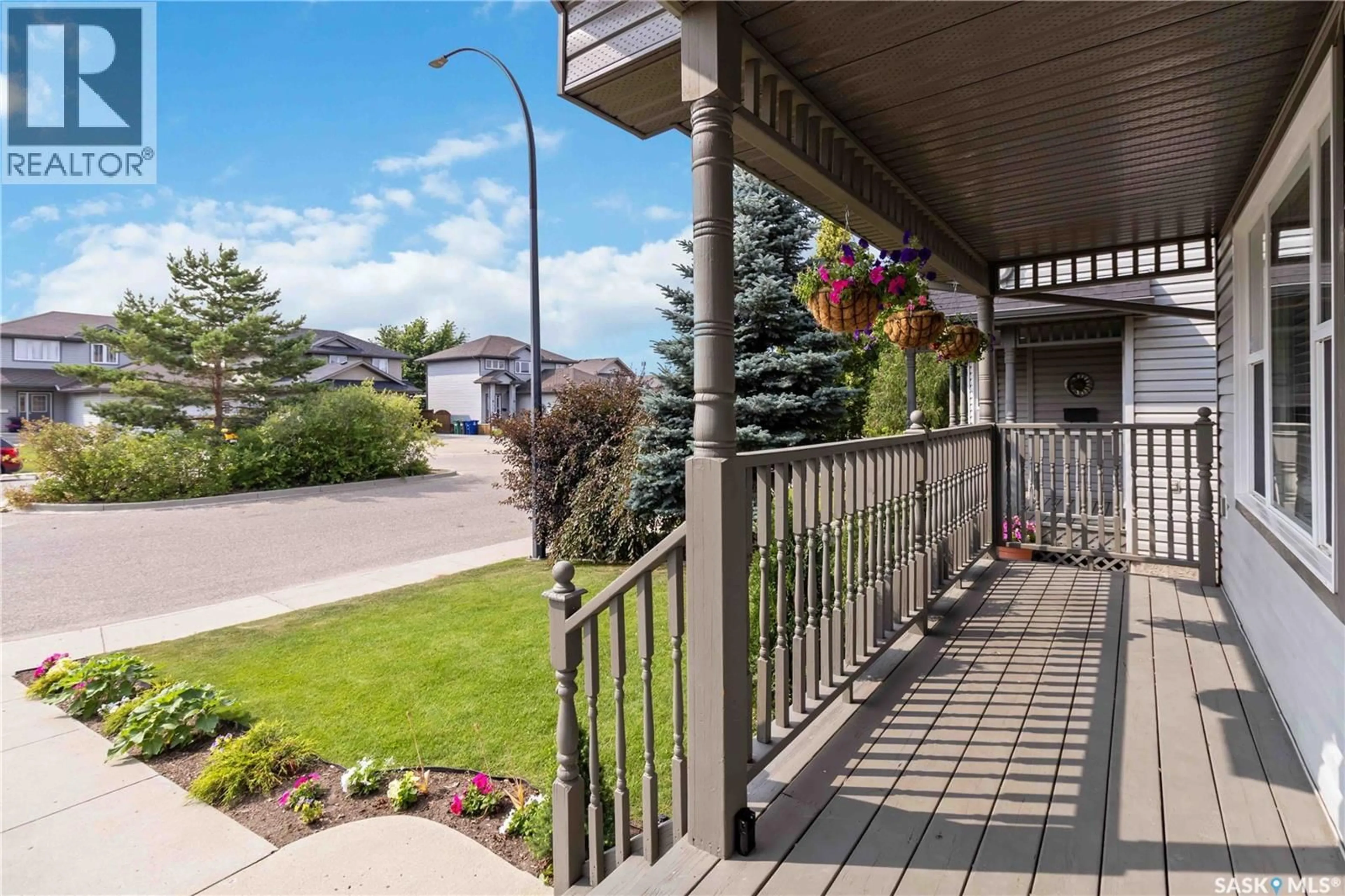 Patio, unknown for 326 DENHAM COURT, Saskatoon Saskatchewan S7R1E5