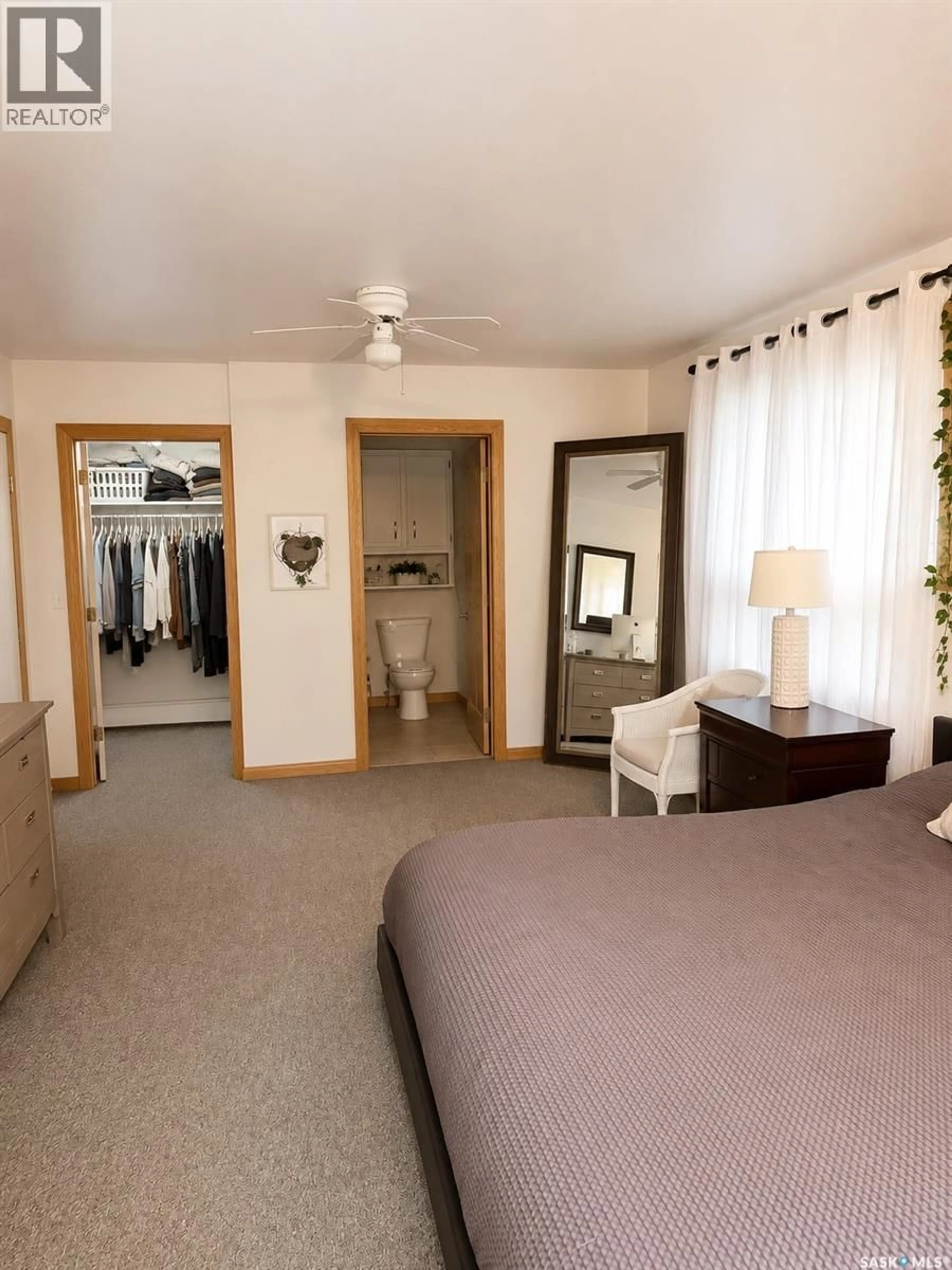 A pic of a room for S & P ACRES, Percival Saskatchewan S0G5C0