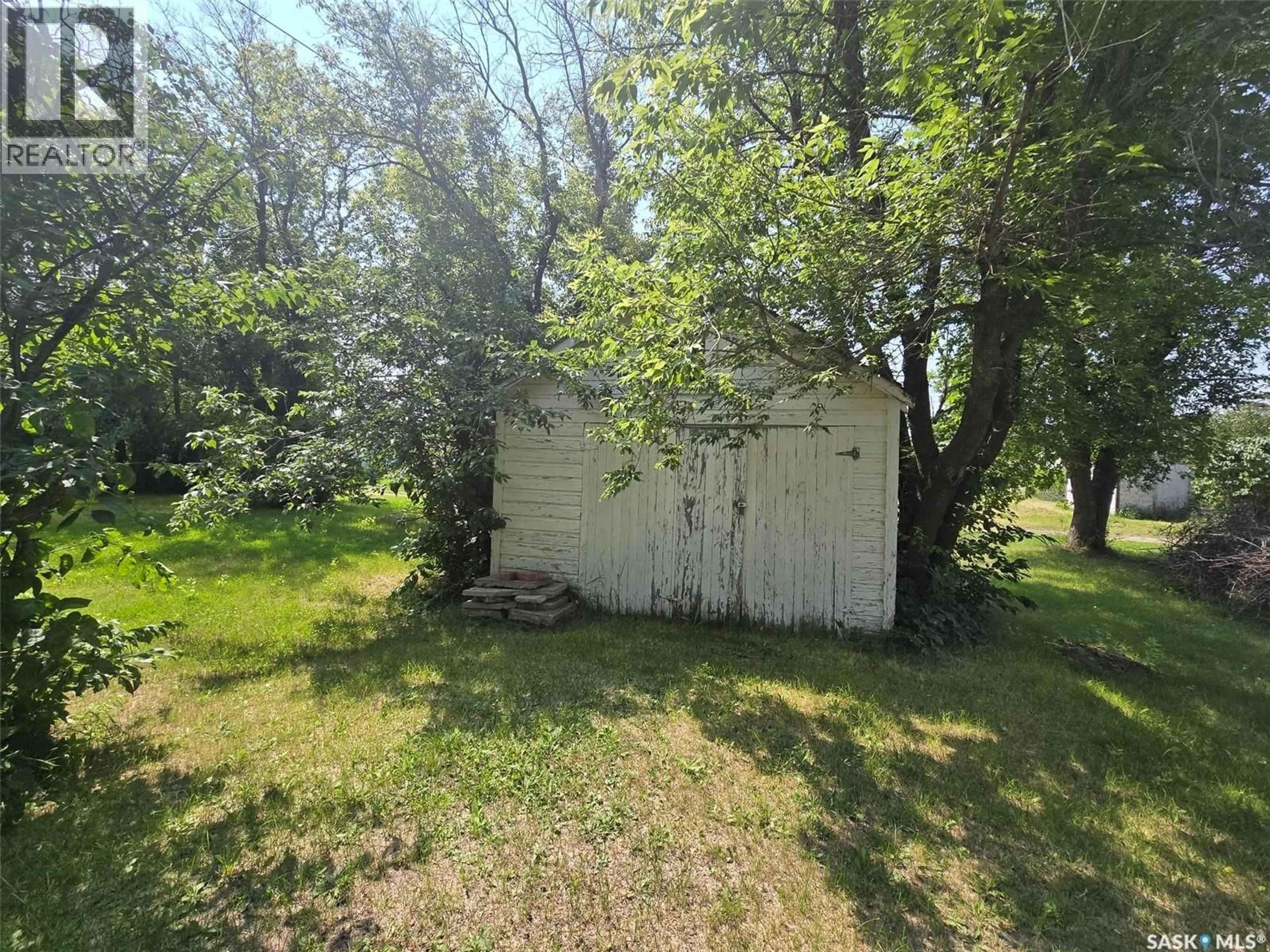 Shed for 910 PACIFIC STREET, Grenfell Saskatchewan S0G2B0