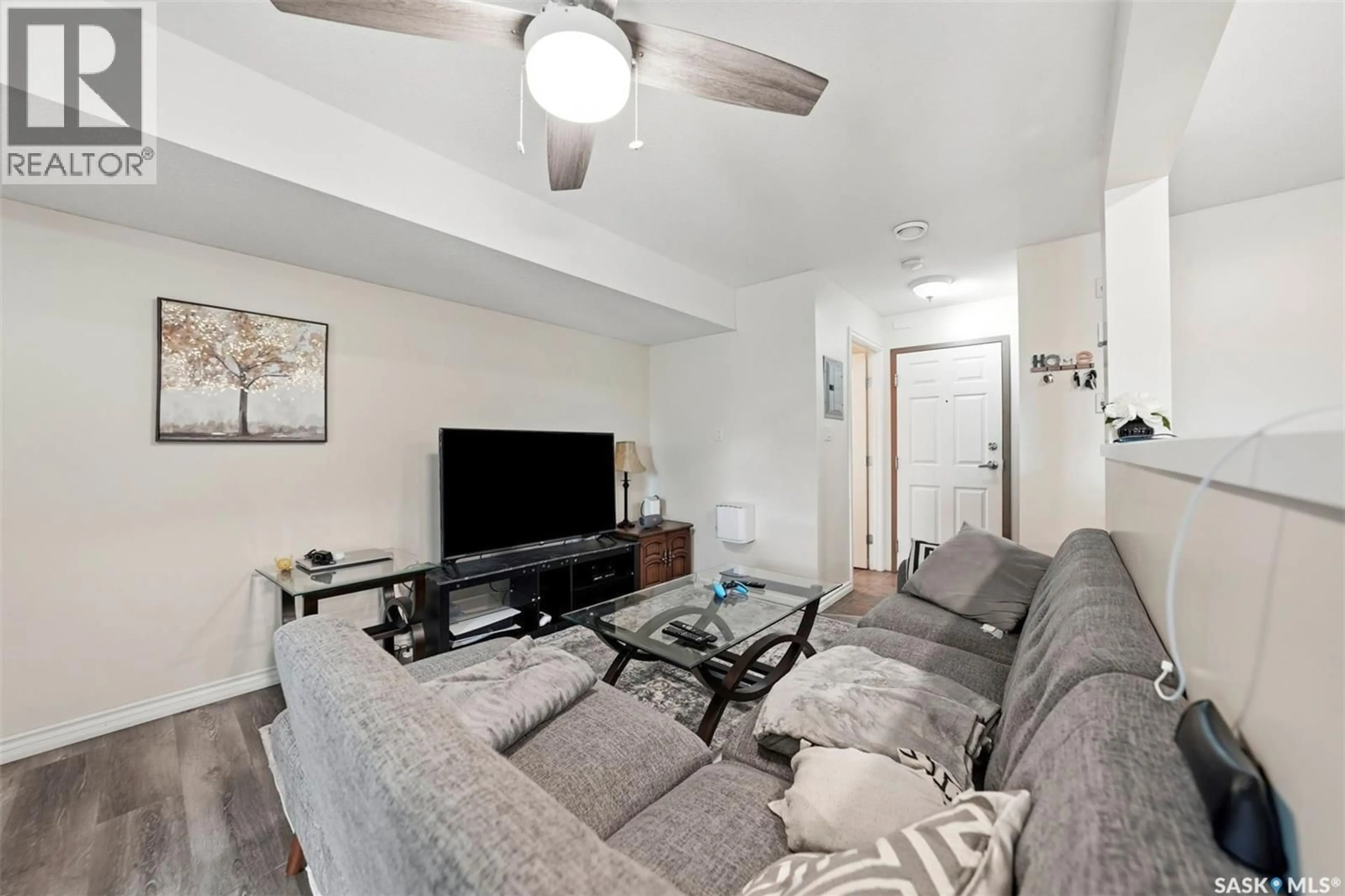 Living room with furniture, unknown for 210 515 28TH STREET E, Prince Albert Saskatchewan S6V1X8