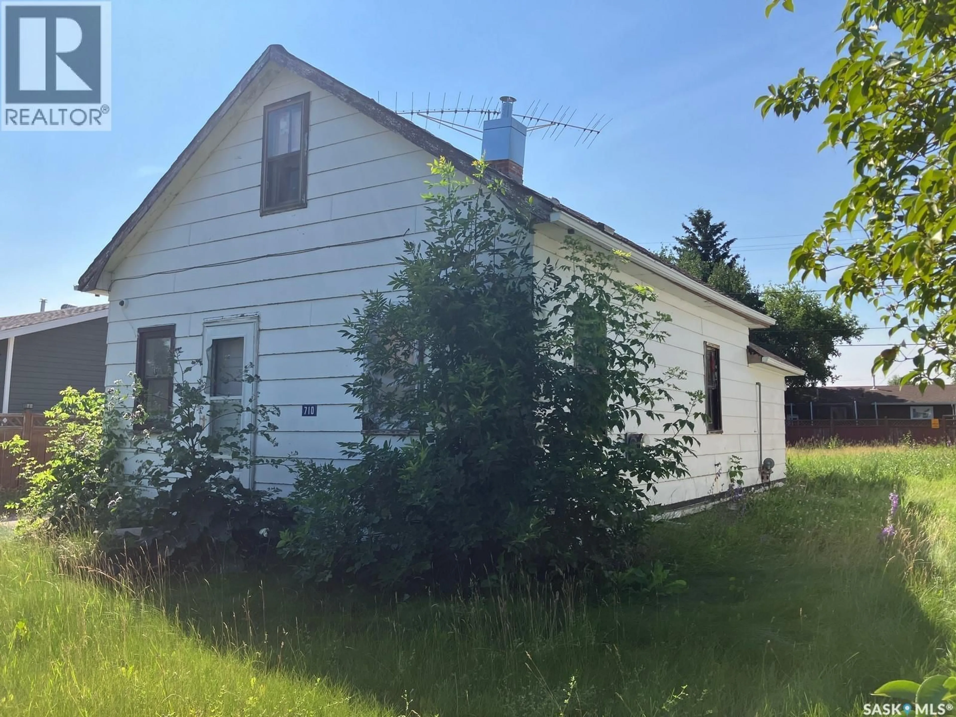 Unknown for 710 9TH AVENUE, Nipawin Saskatchewan S0E1E0