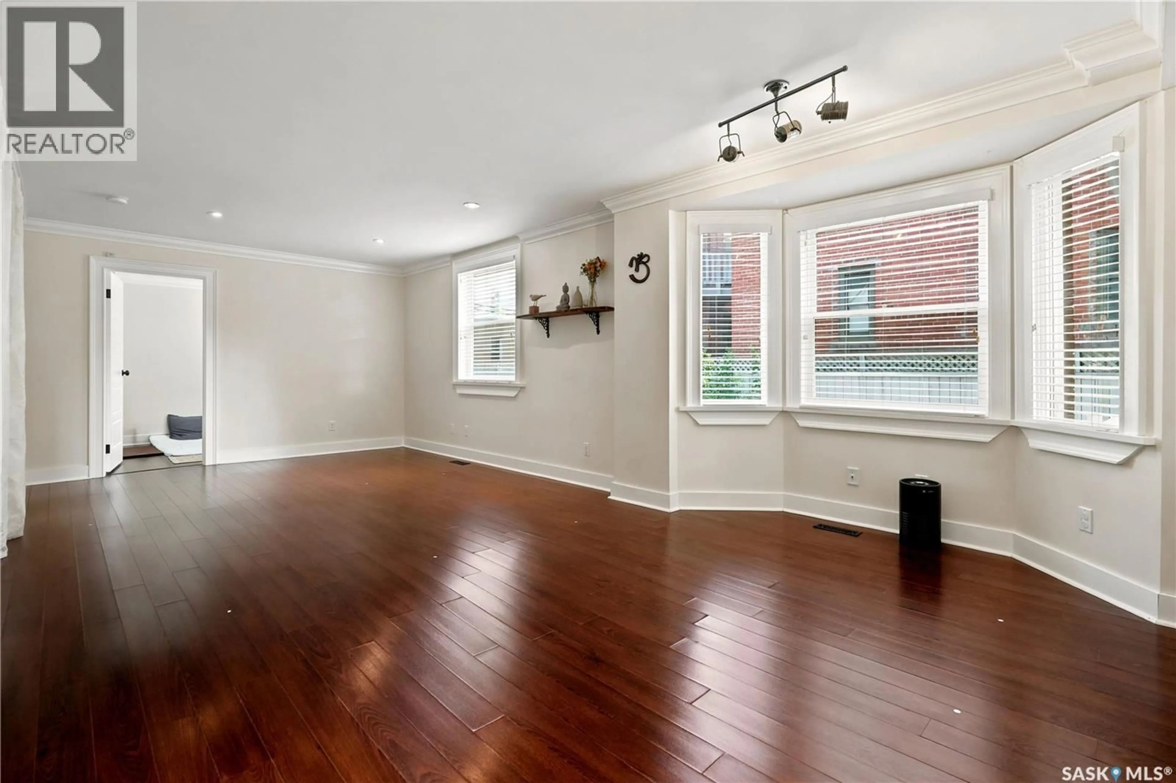 A pic of a room for 2216 LORNE STREET, Regina Saskatchewan S4P2M7