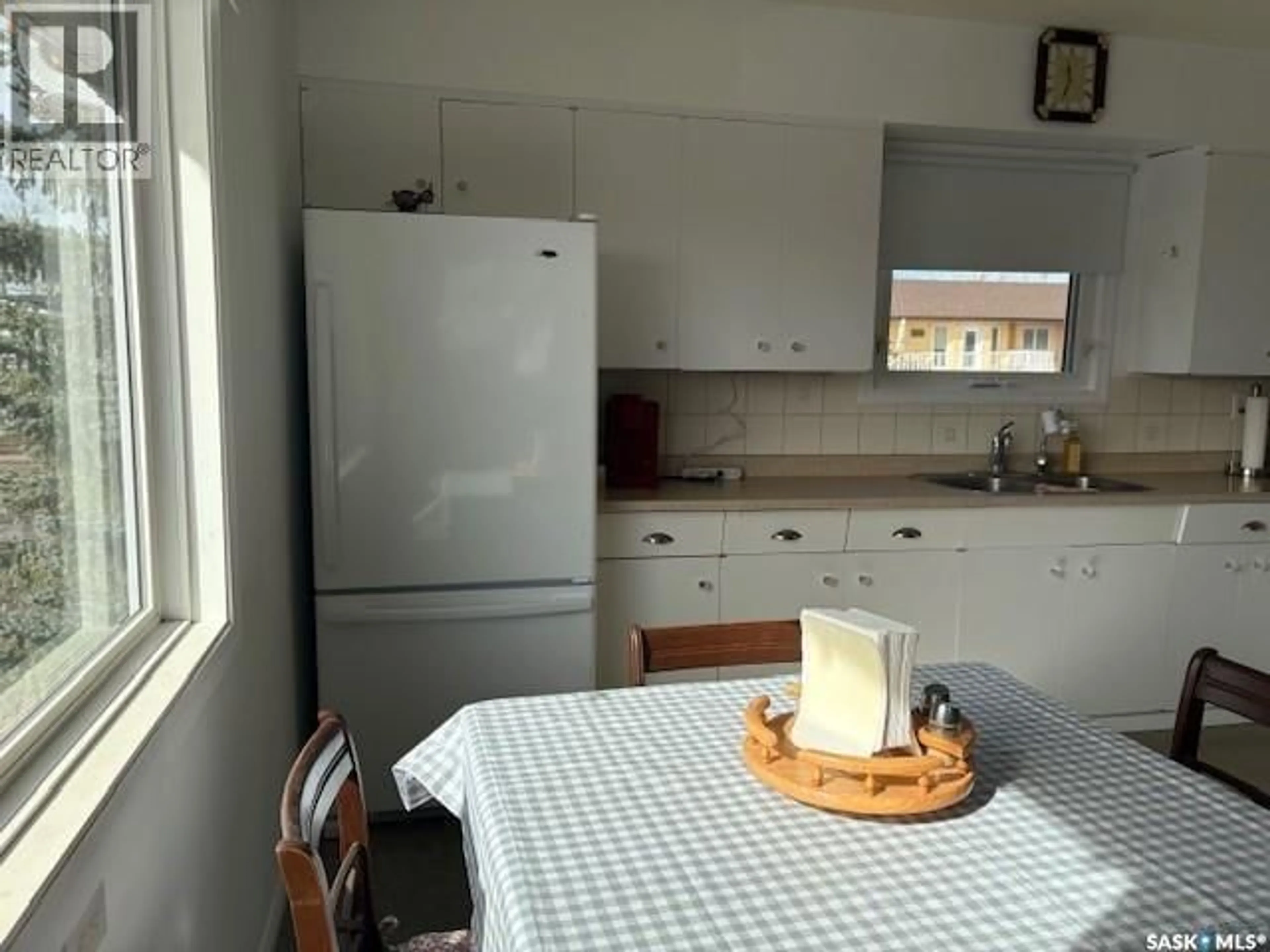 Standard kitchen, floor is not visible for 211 THRONE STREET, Sceptre Saskatchewan S0N2H0