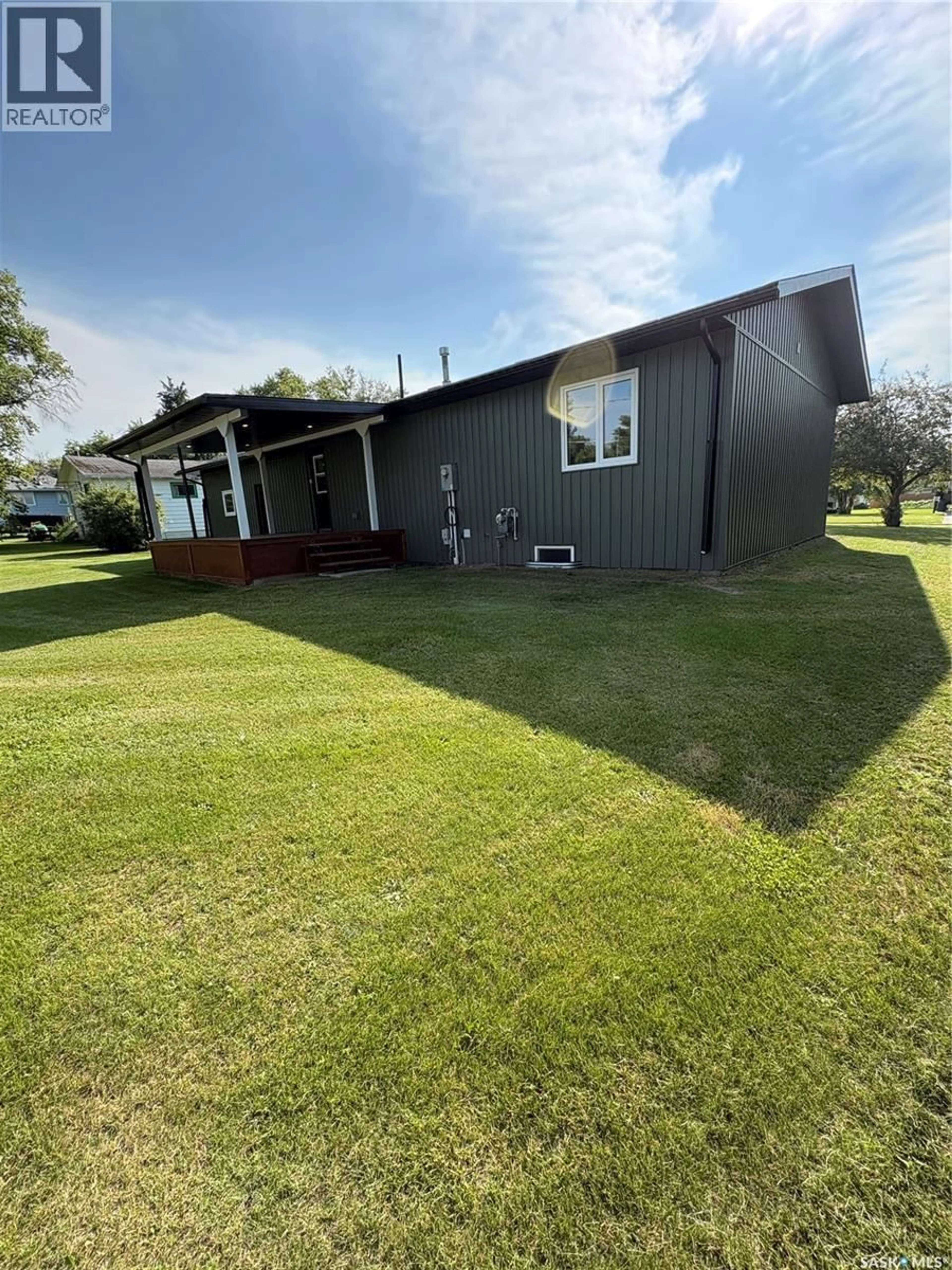 A pic from outside/outdoor area/front of a property/back of a property/a pic from drone, unknown for 204 BIRCH STREET, Kelvington Saskatchewan S0A1W0
